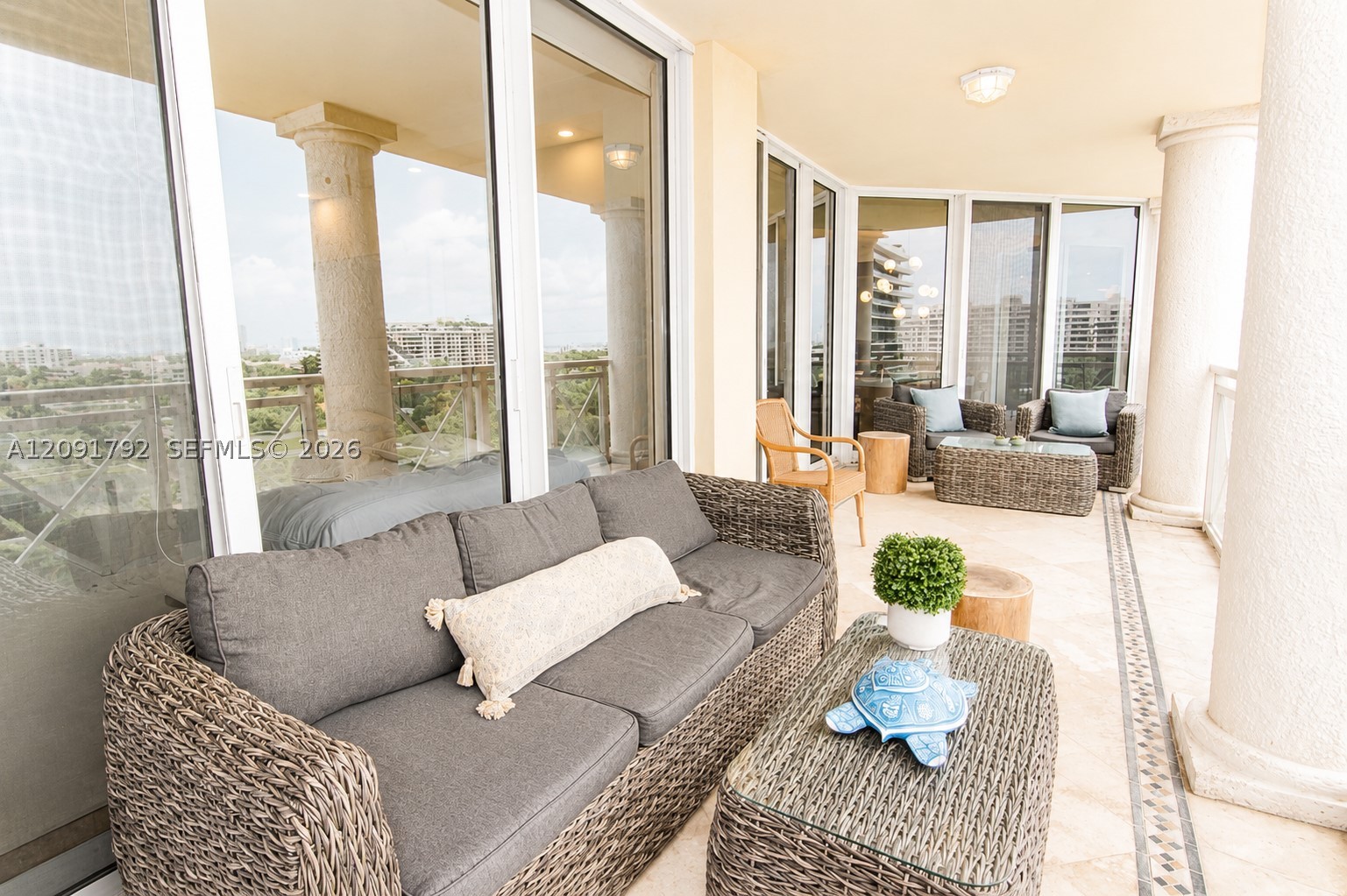 430 Grand Bay Dr #606 Key Biscayne, FL 33149