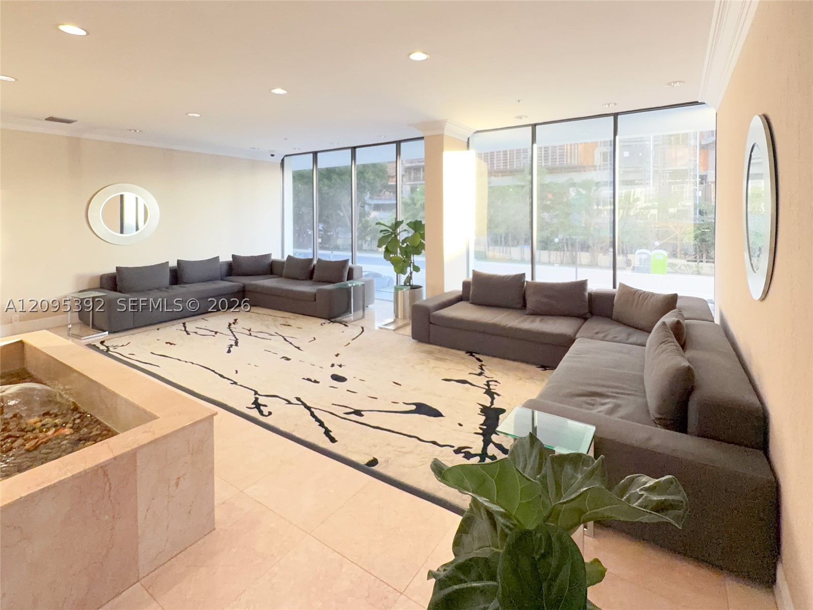 image Brickell Place I24