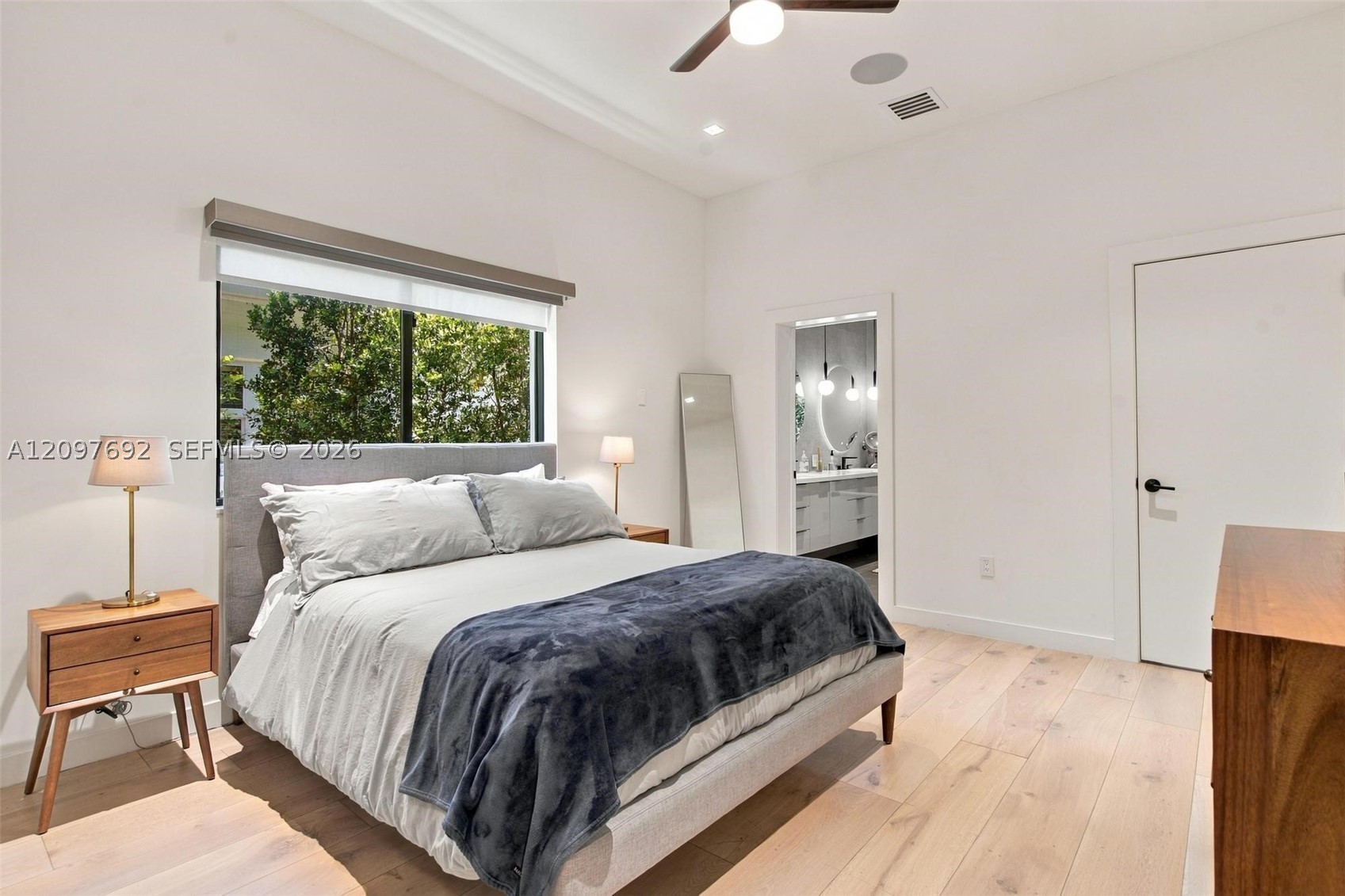 600 W 51st St Miami Beach, FL 33140