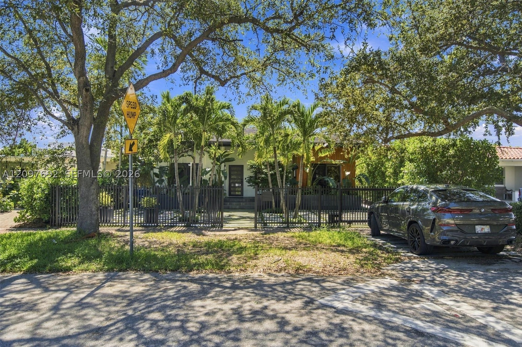 600 W 51st St Miami Beach, FL 33140