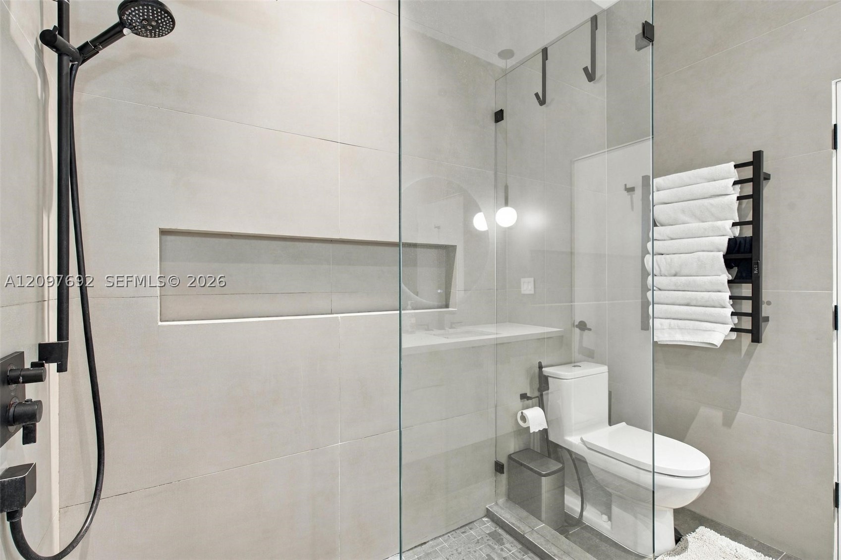 600 W 51st St Miami Beach, FL 33140