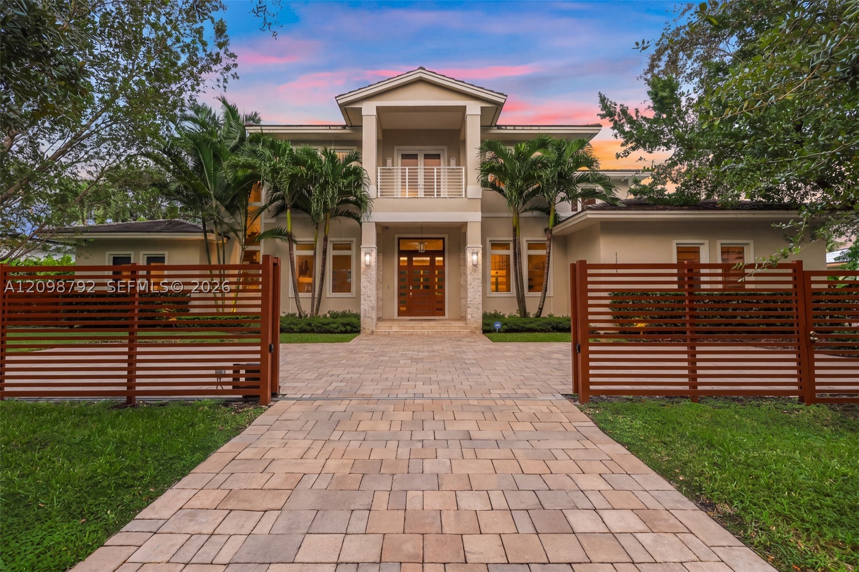11701 SW 69th Ct Pinecrest, FL 33156