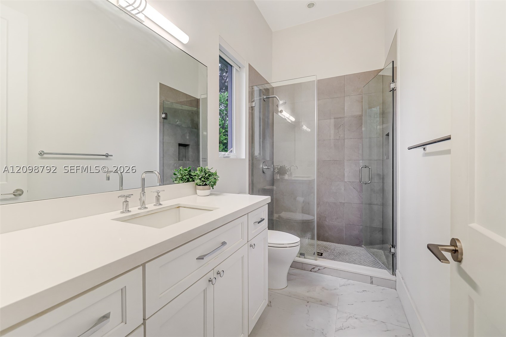 11701 SW 69th Ct Pinecrest, FL 33156