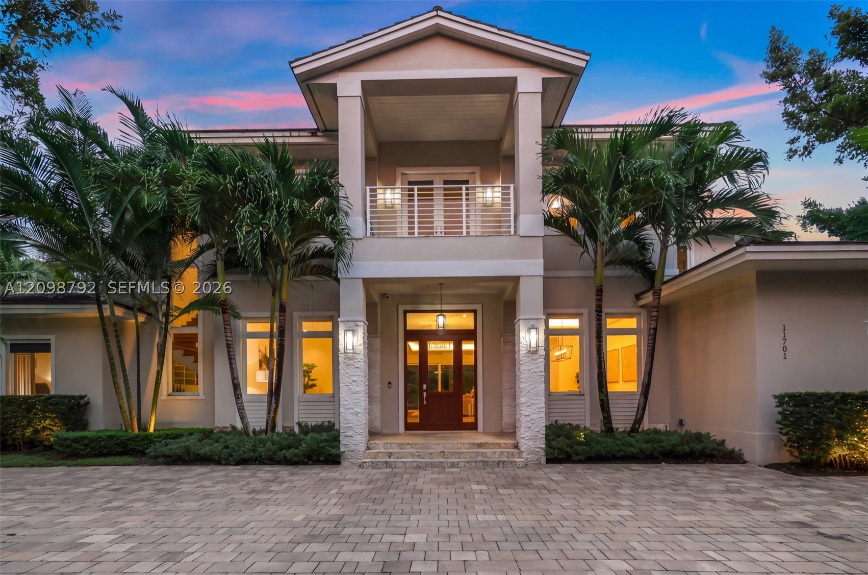 11701 SW 69th Ct Pinecrest, FL 33156