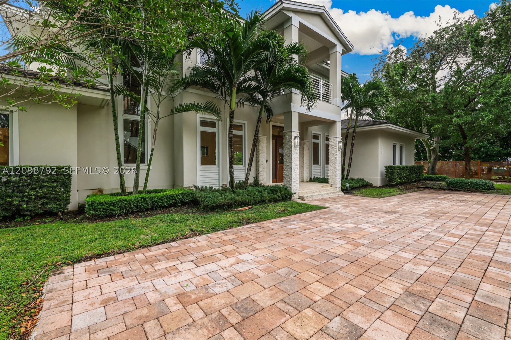 11701 SW 69th Ct Pinecrest, FL 33156