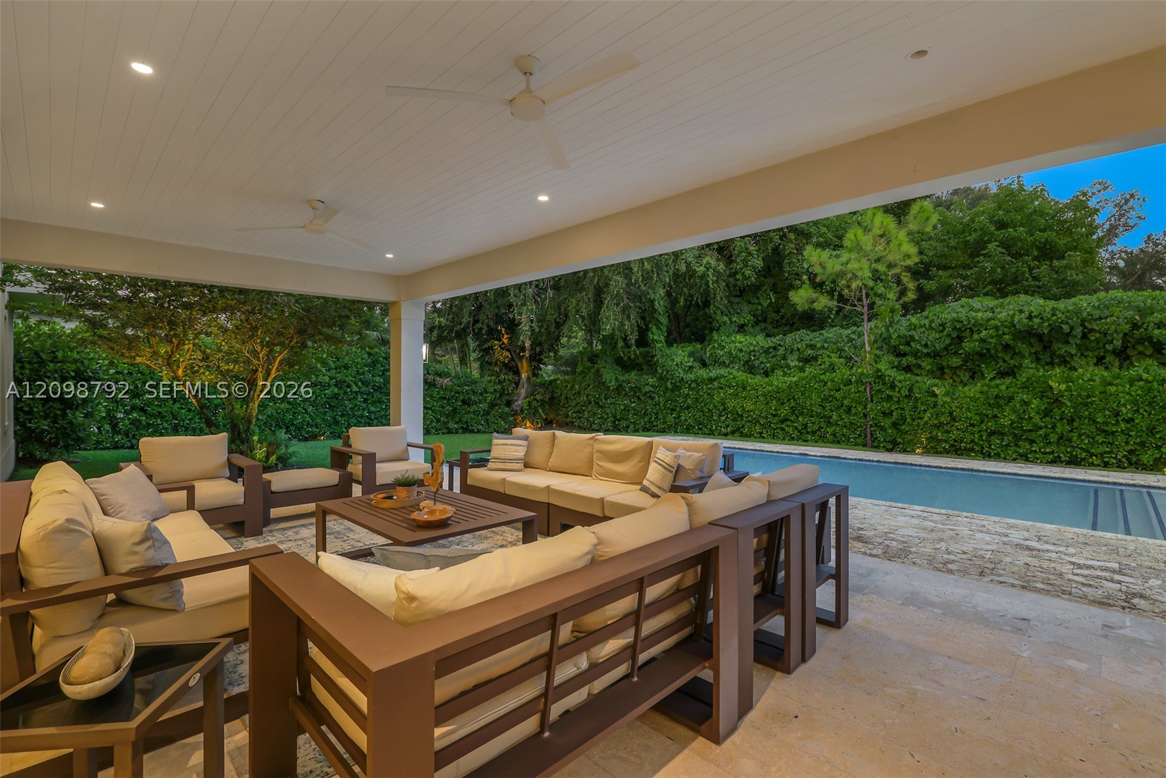 11701 SW 69th Ct Pinecrest, FL 33156
