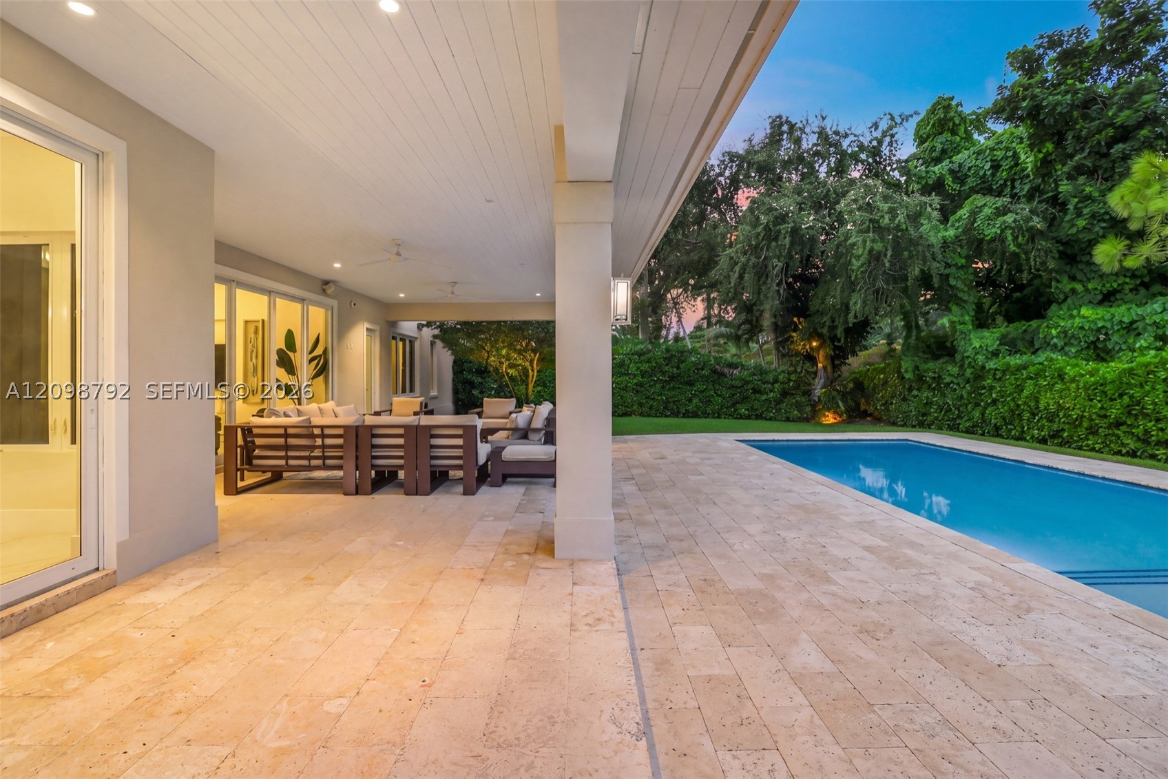 11701 SW 69th Ct Pinecrest, FL 33156