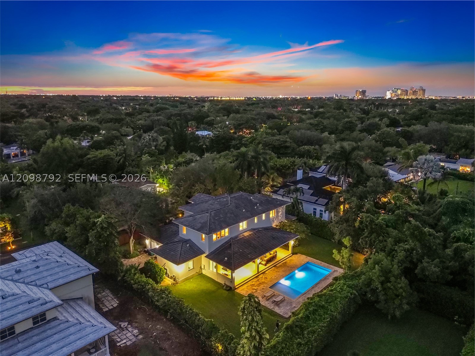11701 SW 69th Ct Pinecrest, FL 33156