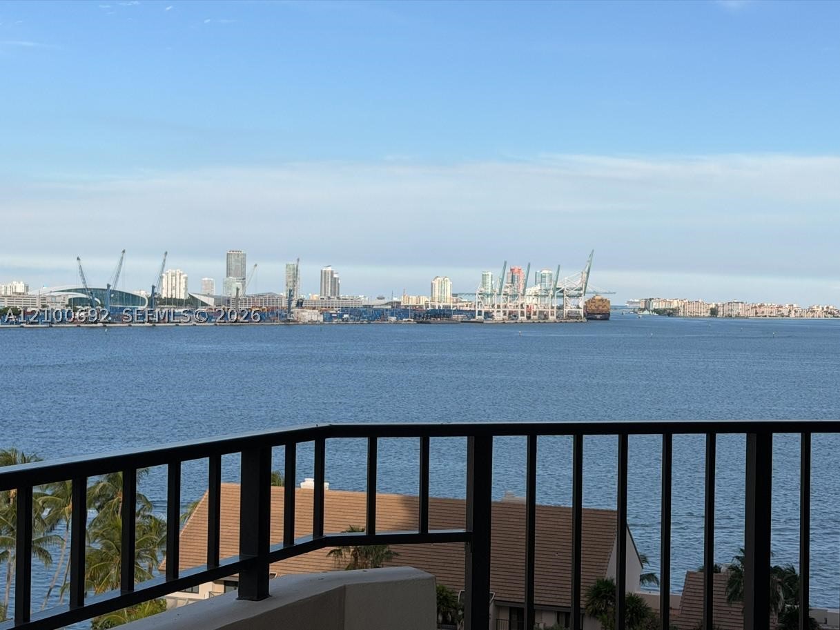 image Brickell Key One1