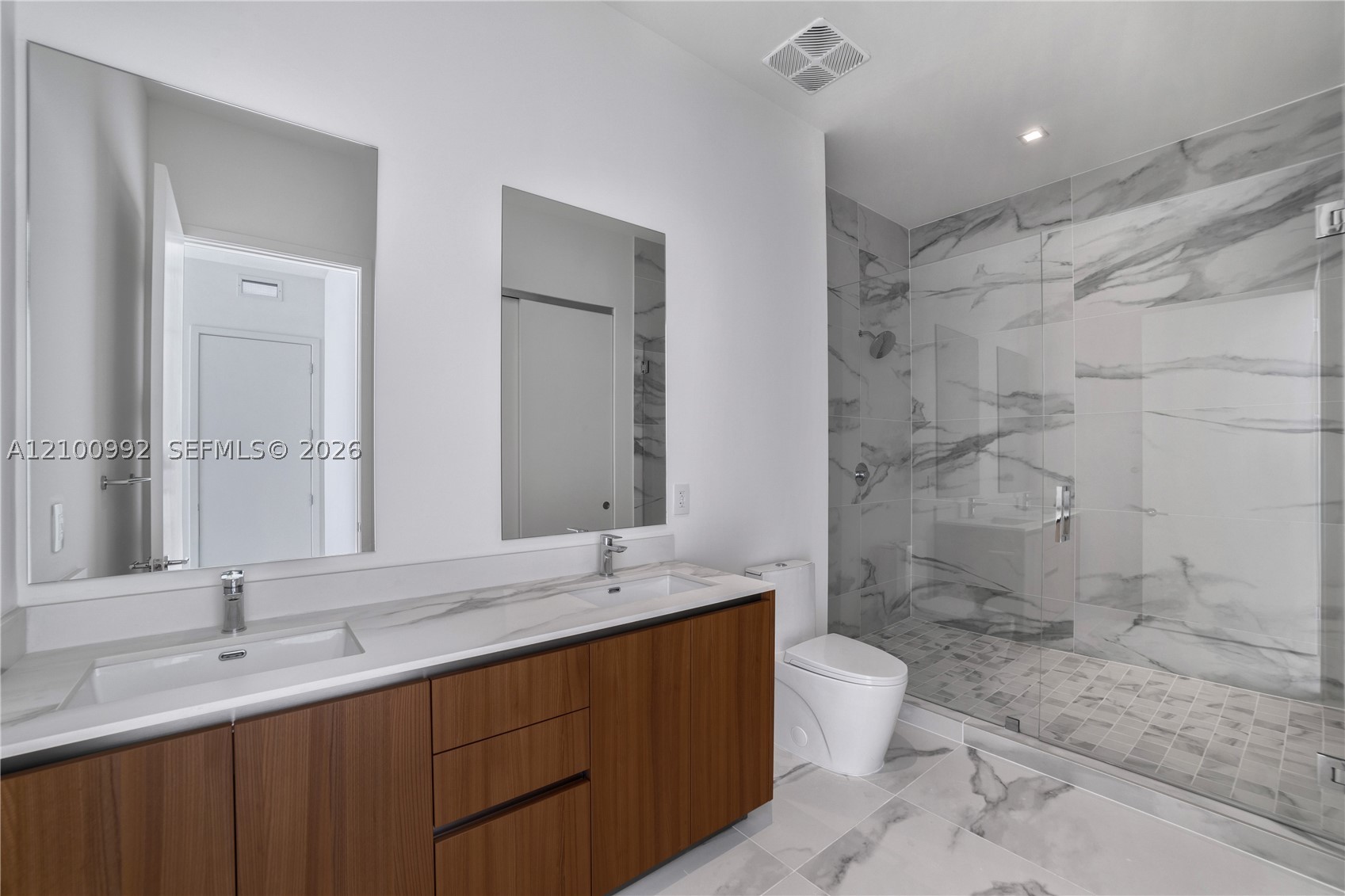 image Casa Bella Residences18
