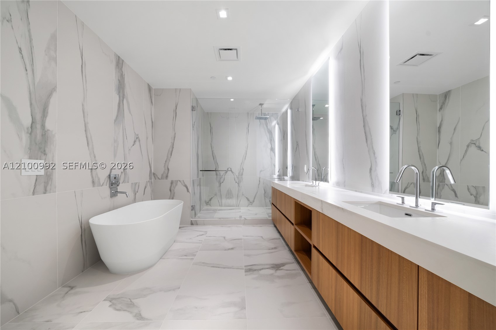image Casa Bella Residences25