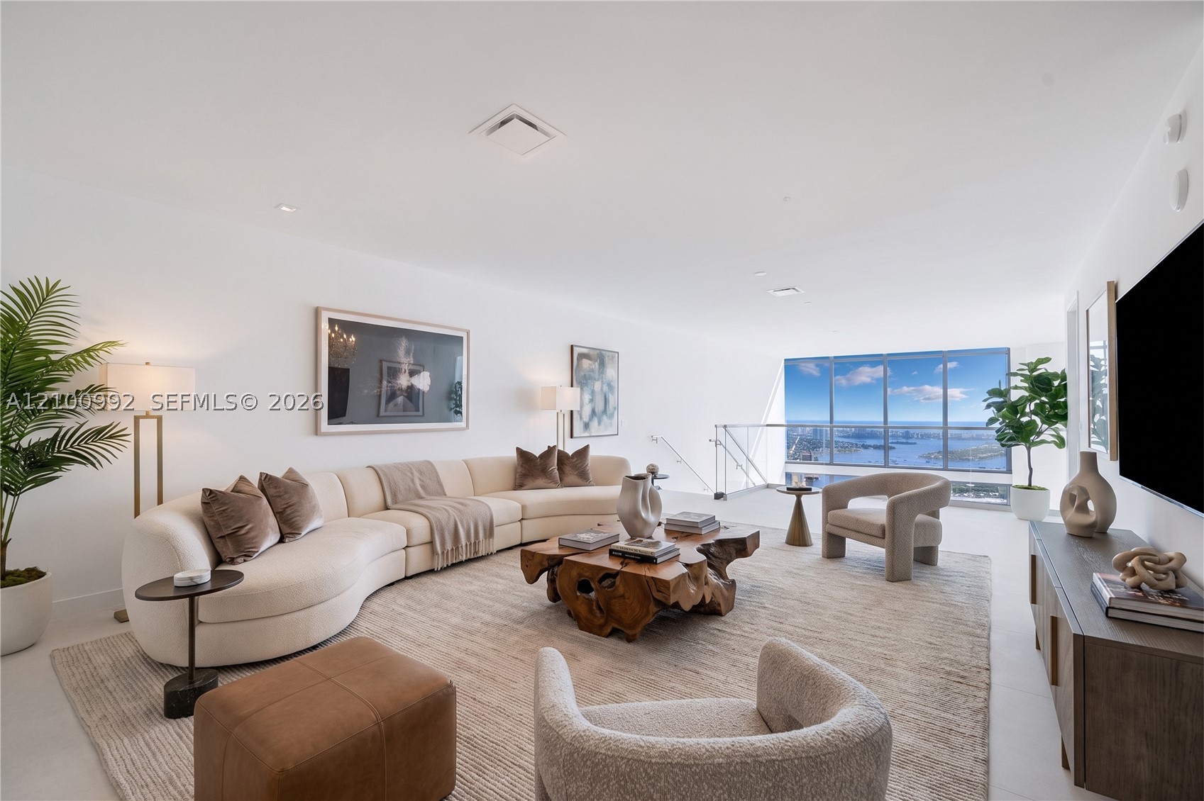 image Casa Bella Residences2