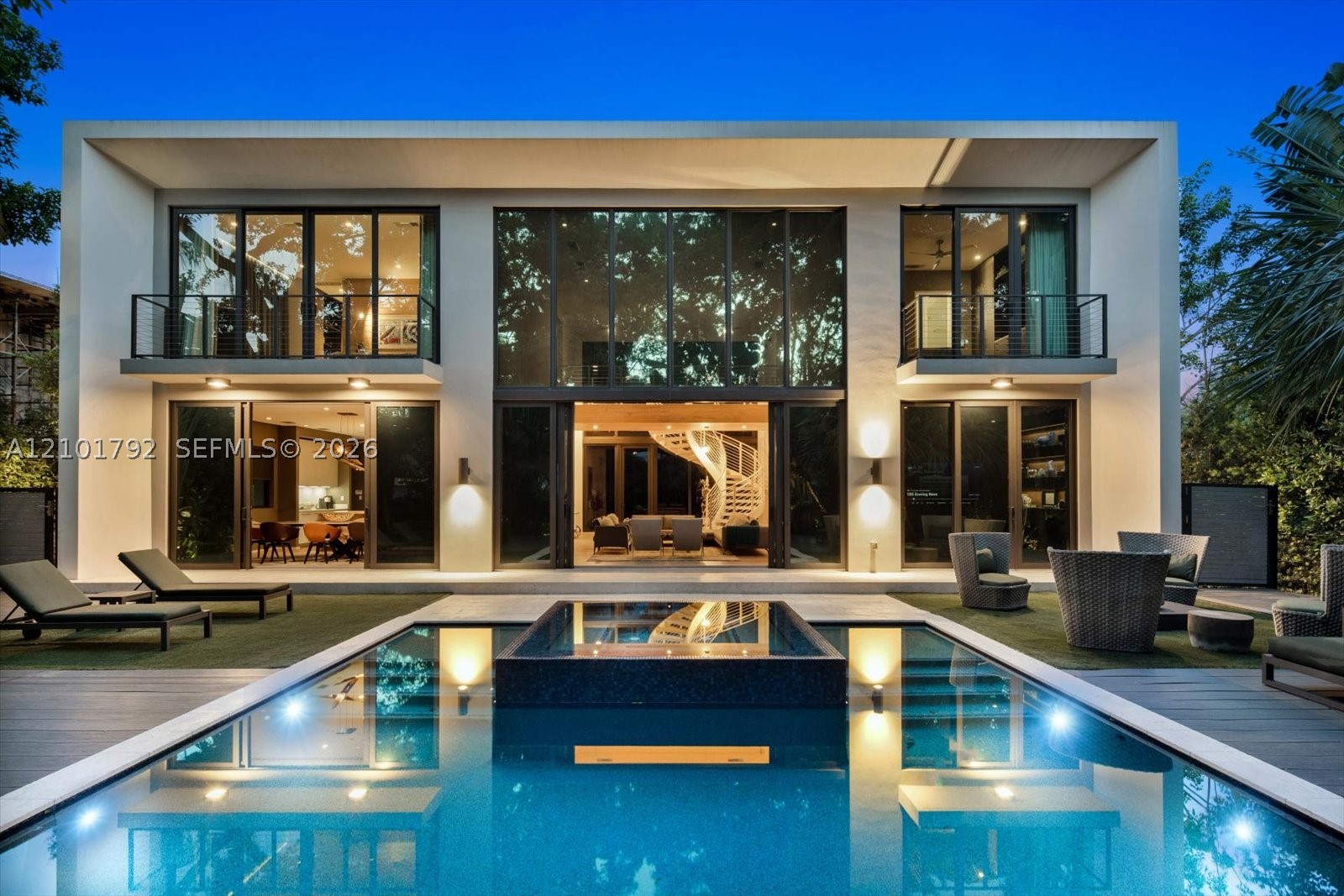 4322 Nautilus Dr