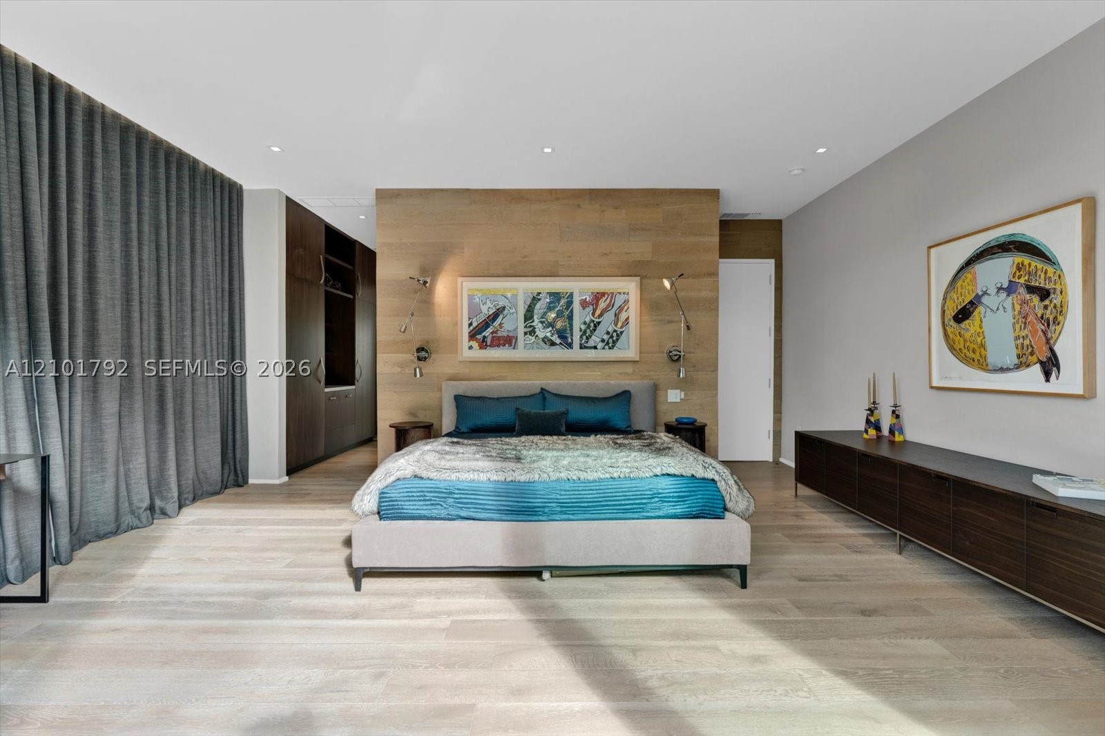 4322 Nautilus Dr Miami Beach, FL 33140