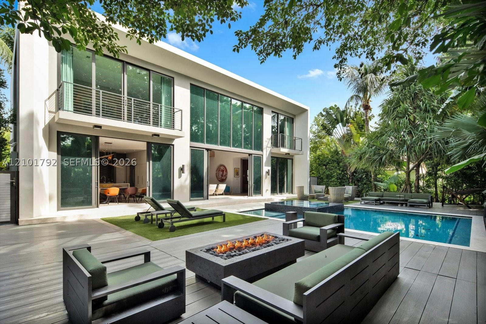 4322 Nautilus Dr Miami Beach, FL 33140