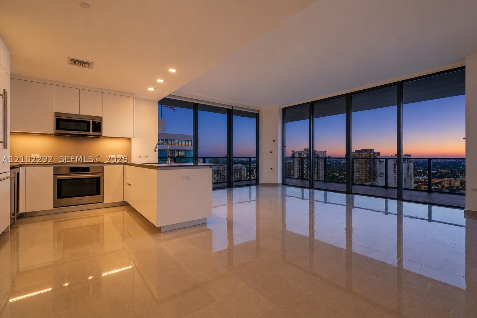 image Rise Brickell City Centre24