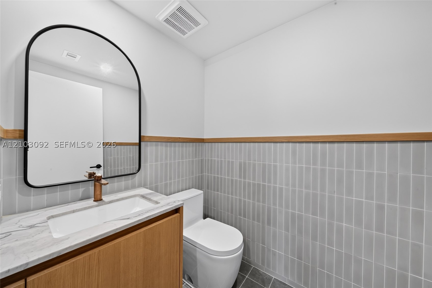 1176 97th St #501 Bay Harbor Islands, FL 33154