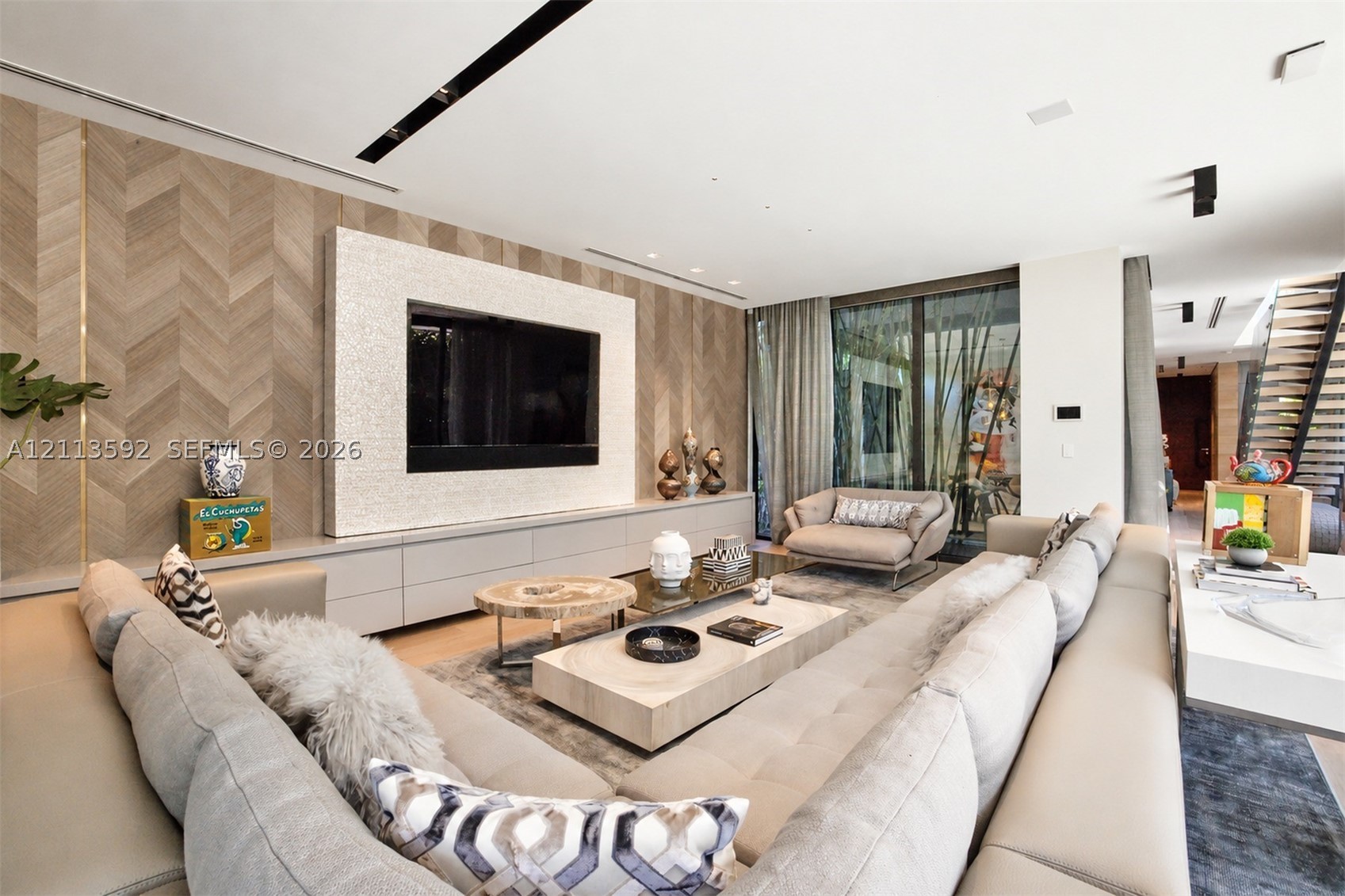 705 W Dilido Dr Miami Beach, FL 33139