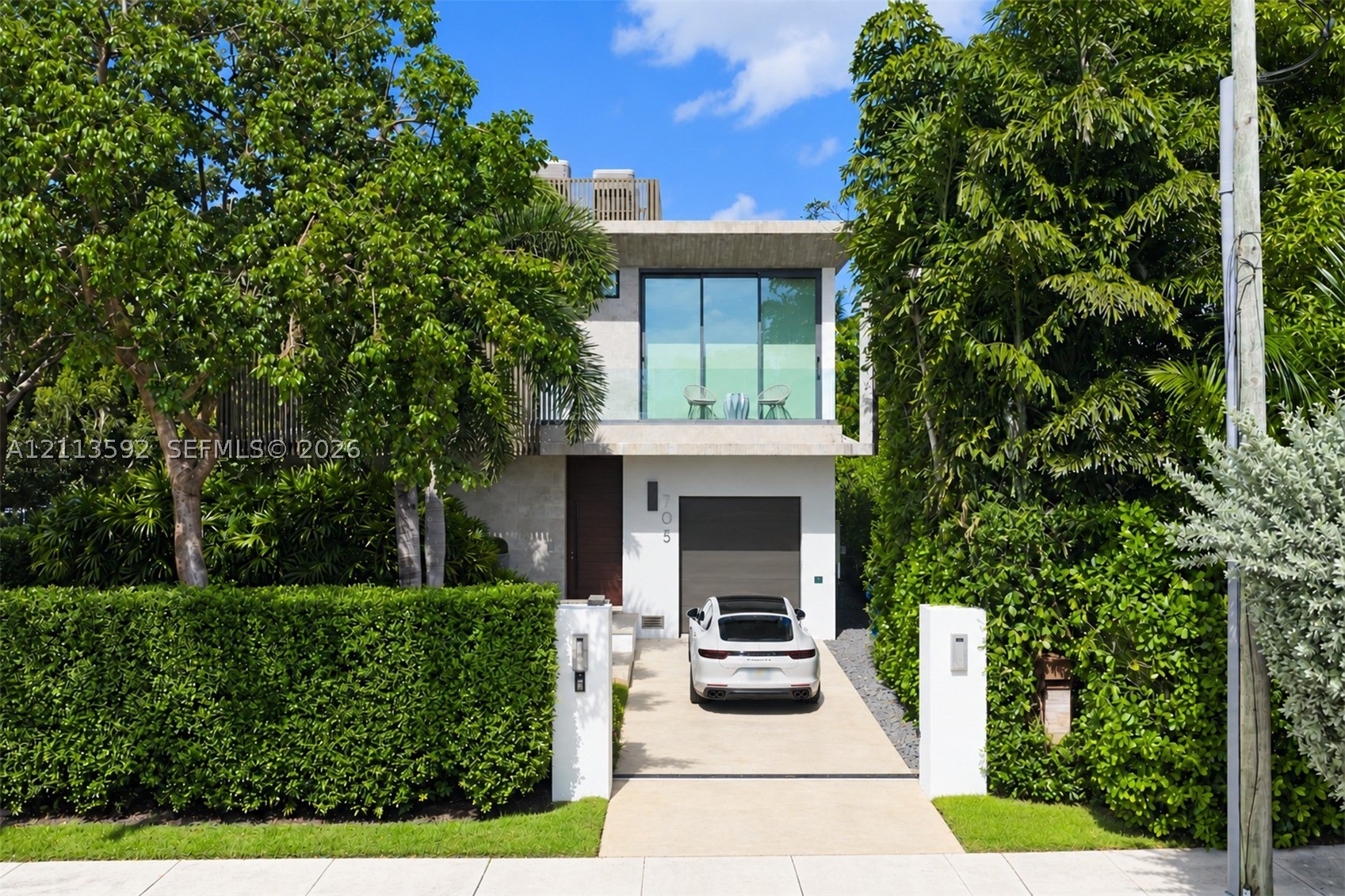 705 W Dilido Dr Miami Beach, FL 33139