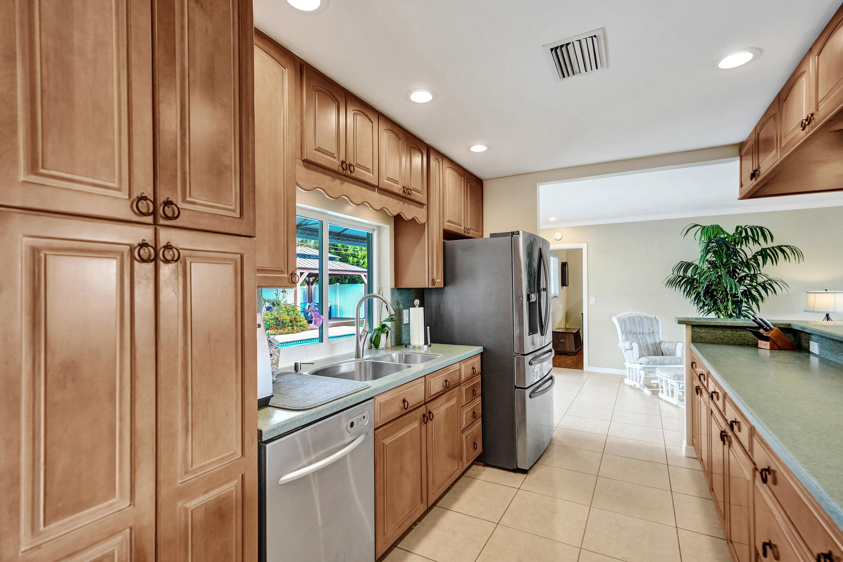 3001 NE 45th Lighthouse Point, FL 33064