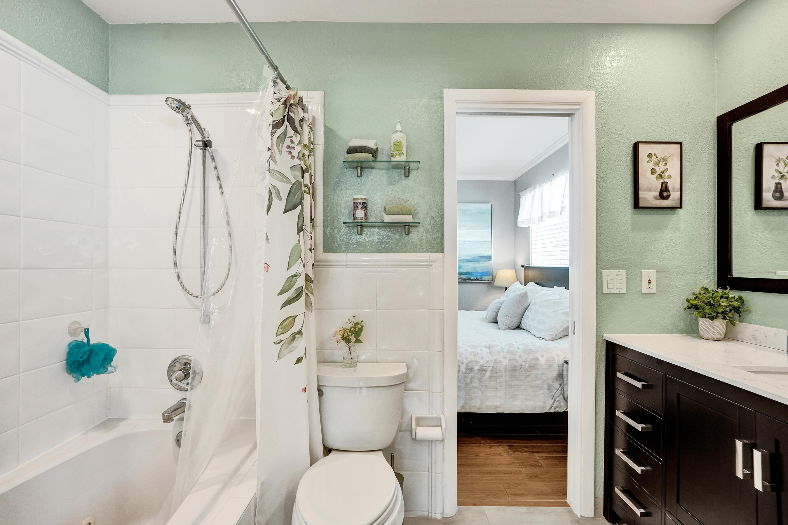 3001 NE 45th Lighthouse Point, FL 33064