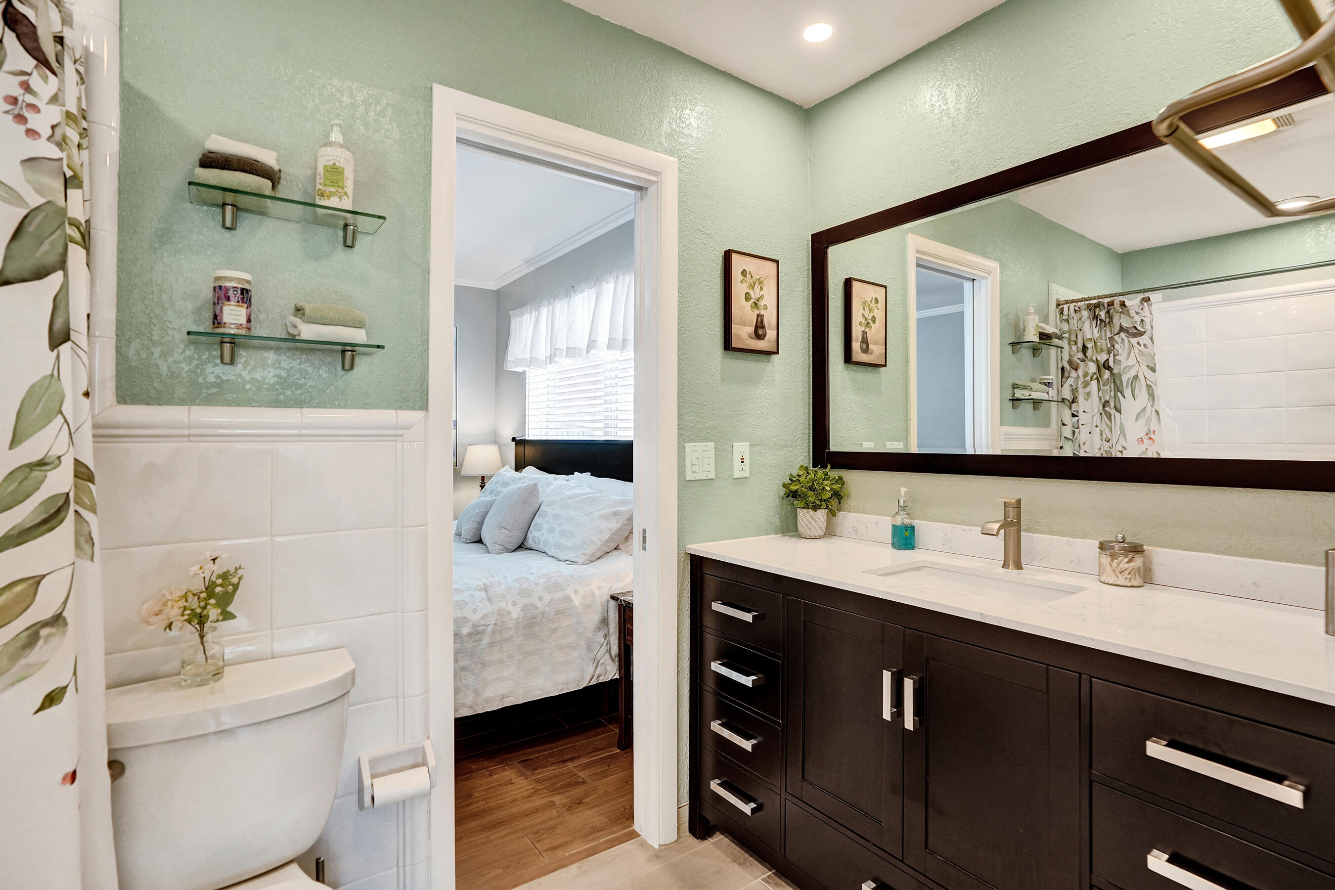 3001 NE 45th Lighthouse Point, FL 33064