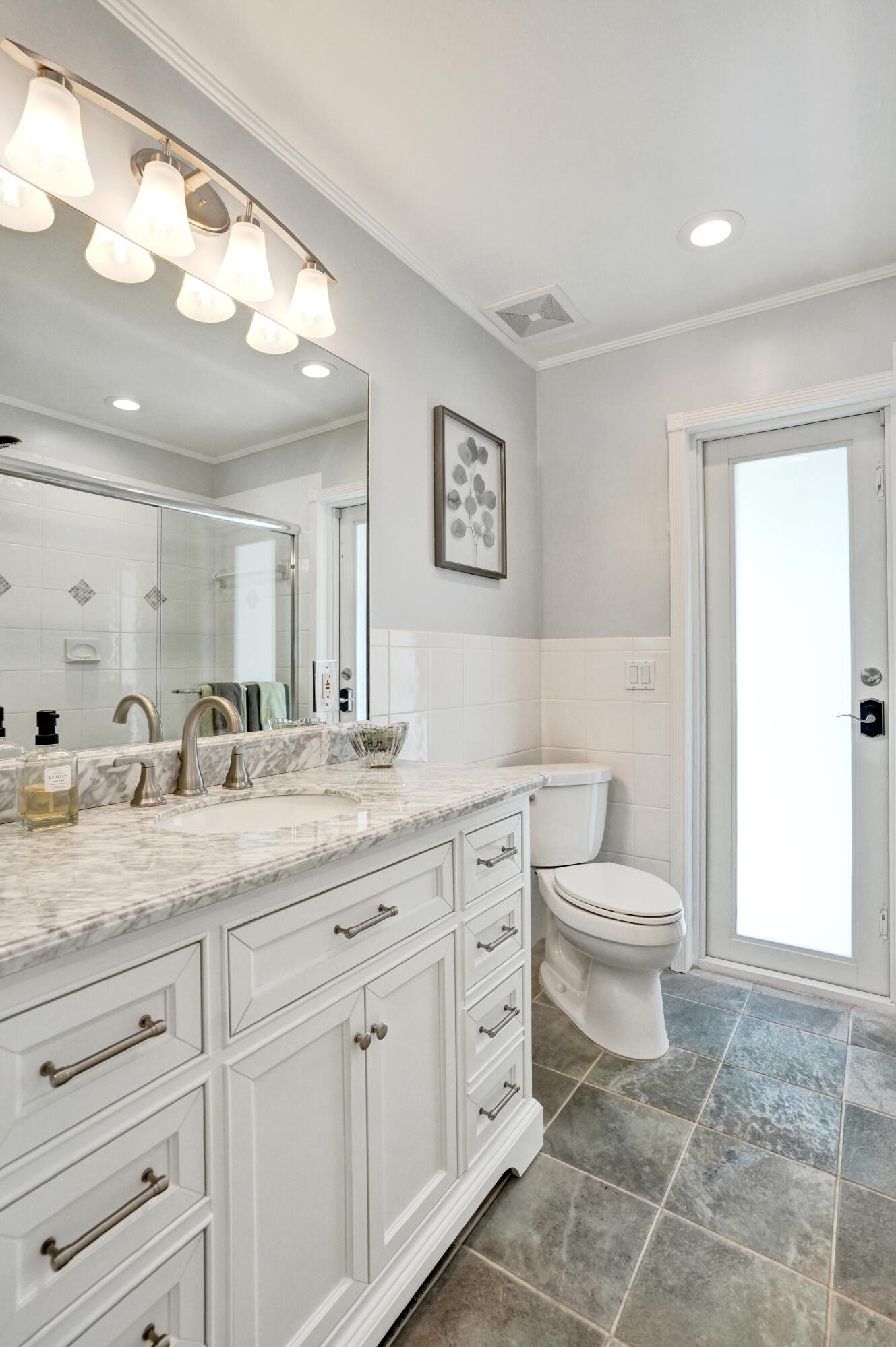 3001 NE 45th Lighthouse Point, FL 33064