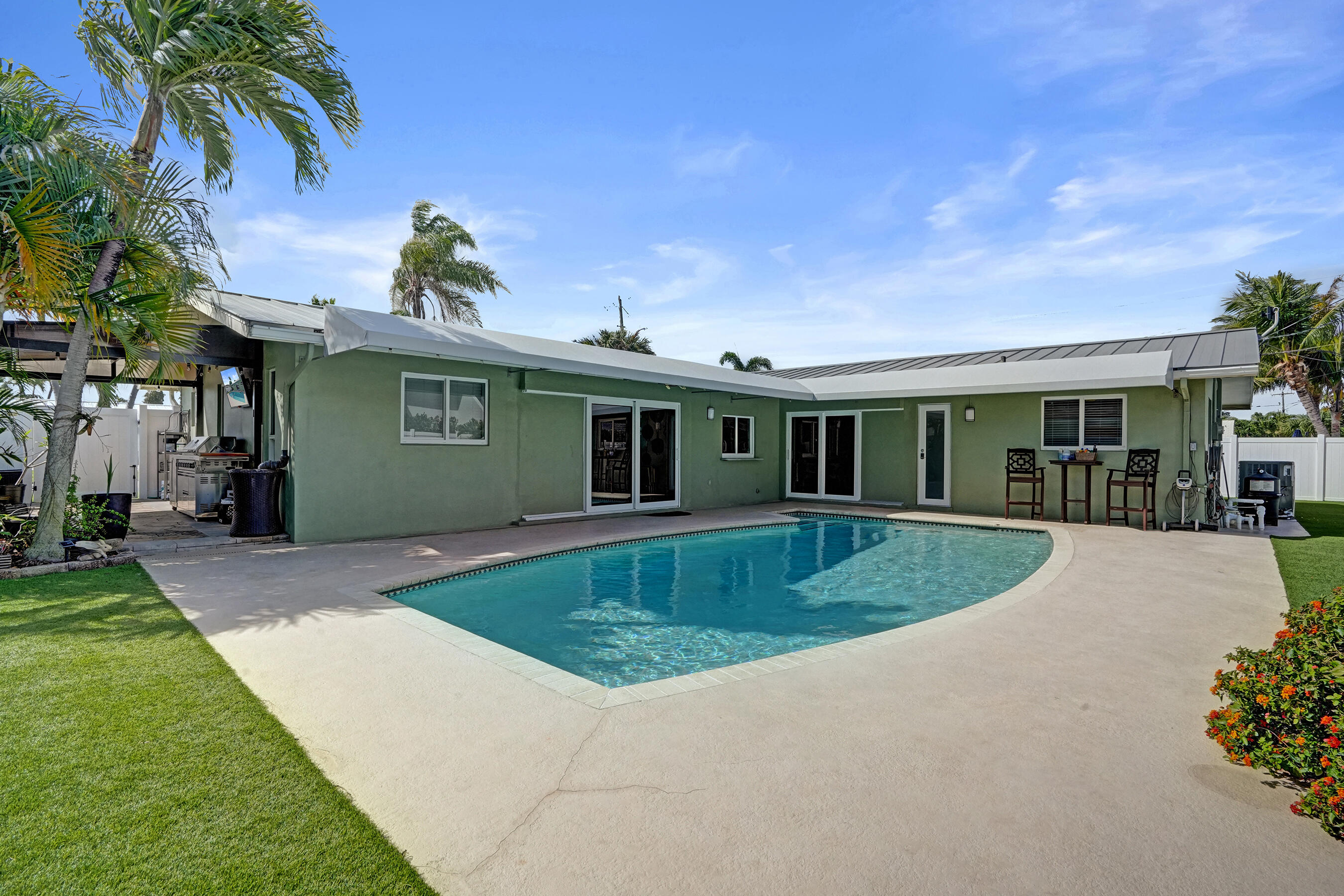 3001 NE 45th Lighthouse Point, FL 33064