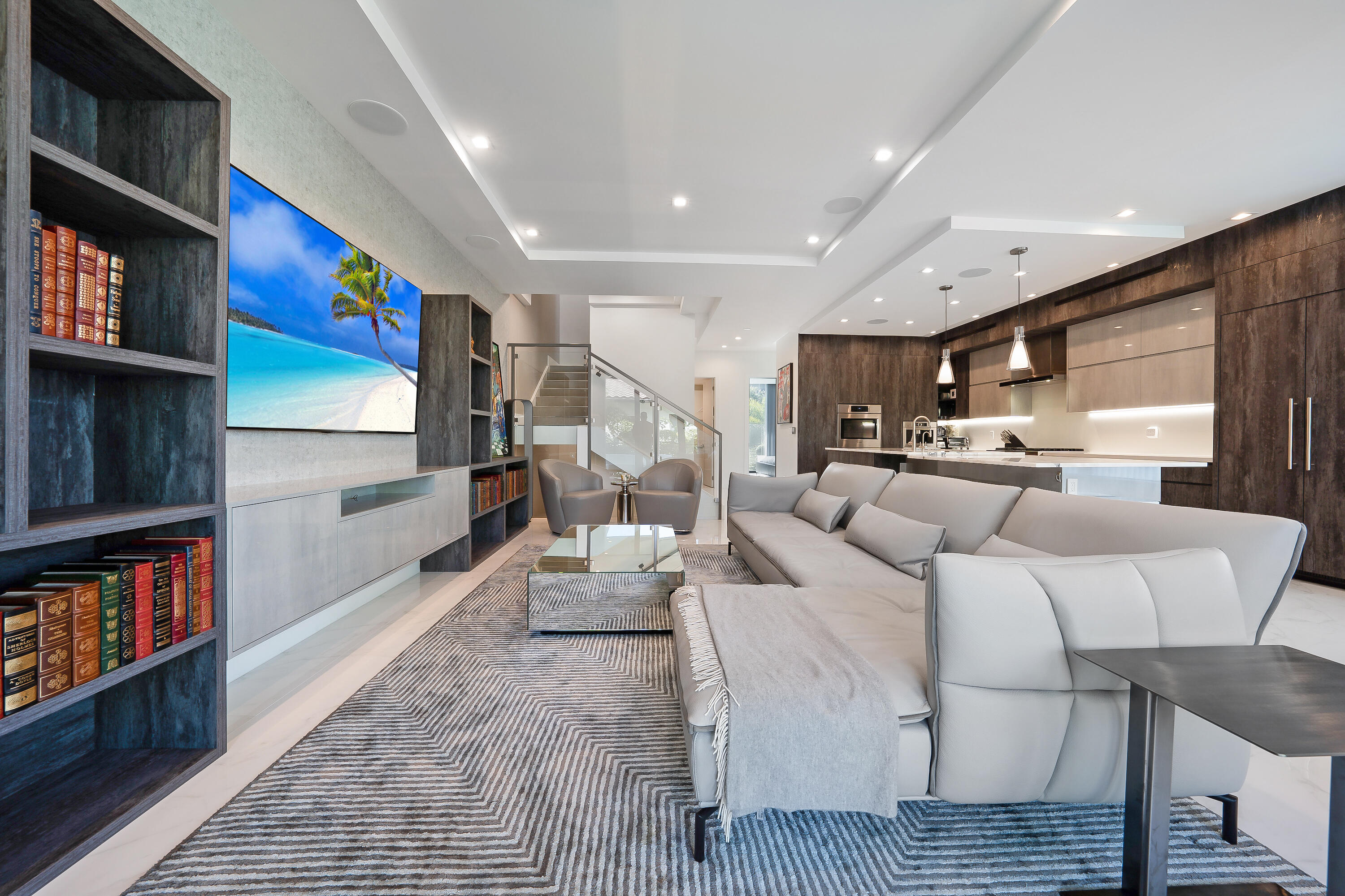 106 NE 16th Fort Lauderdale, FL 33301