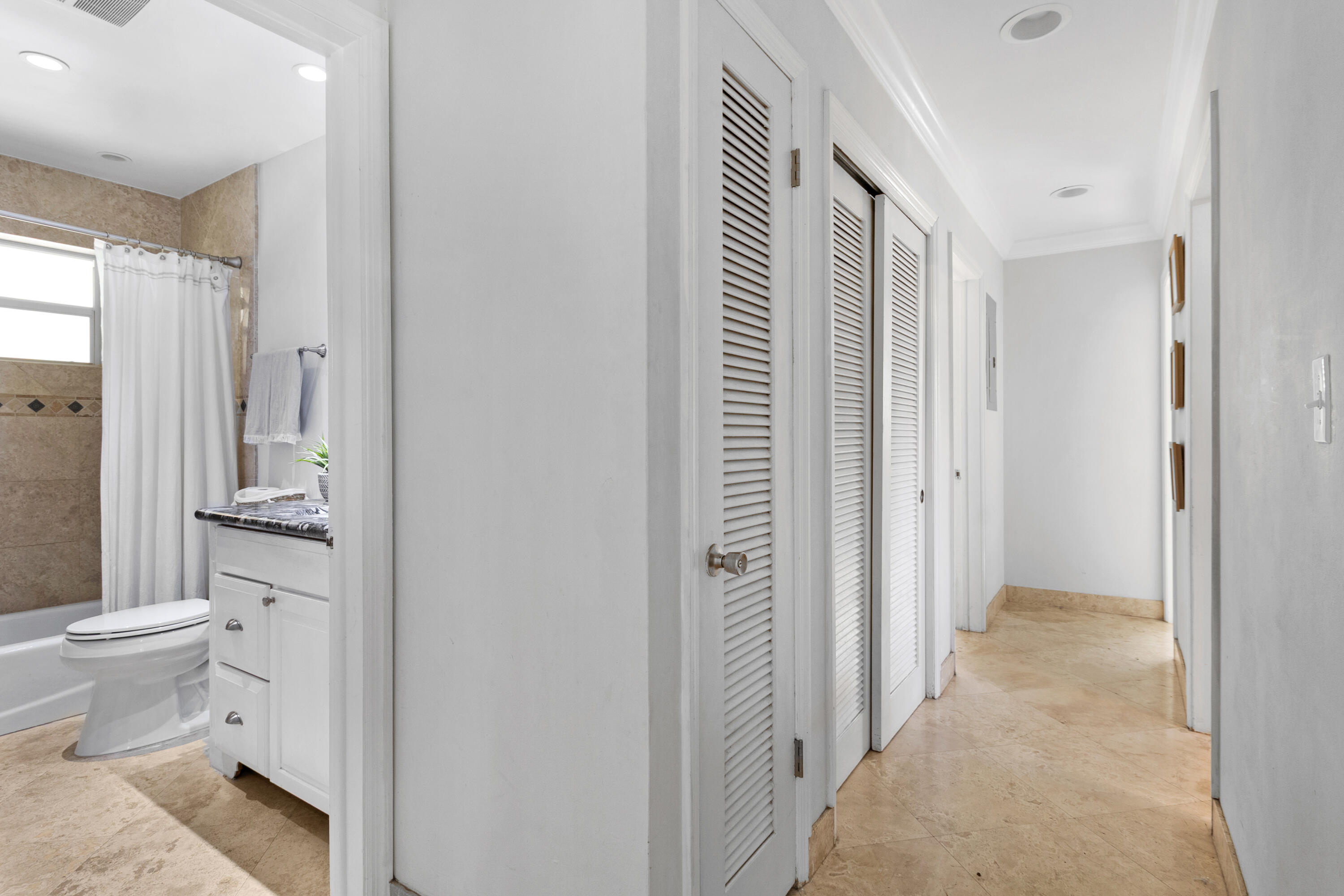 1857 NE 56th Fort Lauderdale, FL 33308