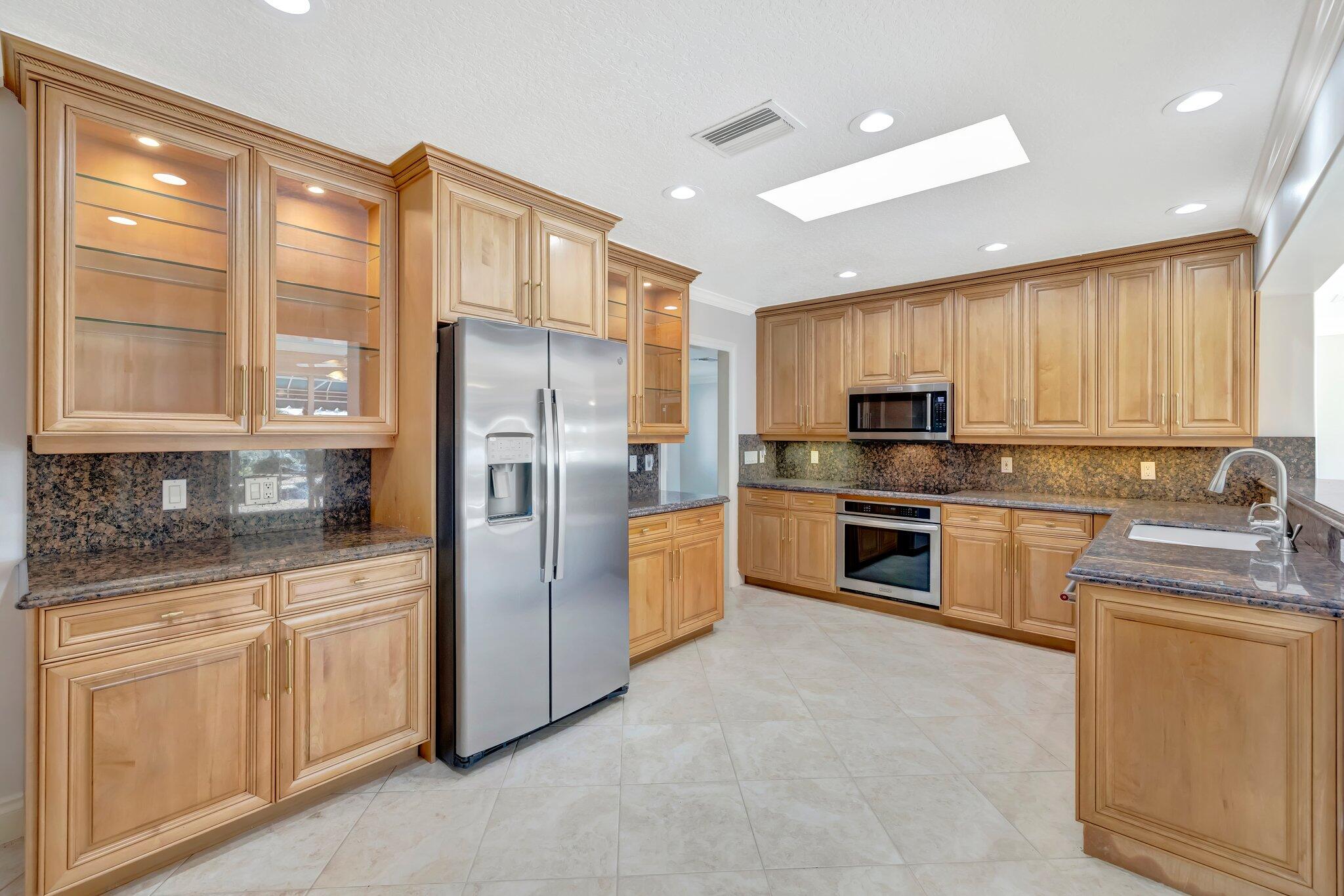 3851 NE 27th Lighthouse Point, FL 33064