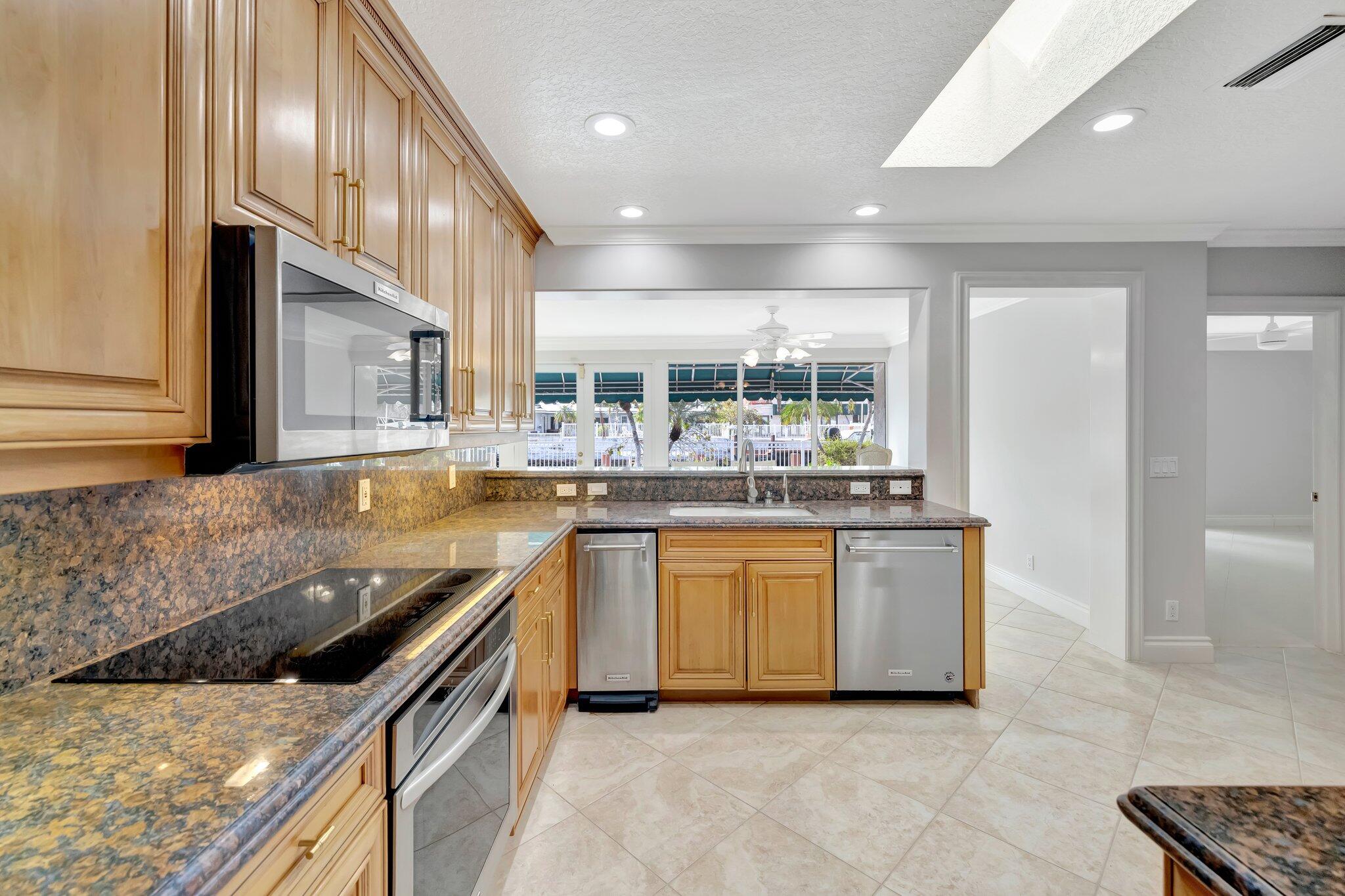 3851 NE 27th Lighthouse Point, FL 33064