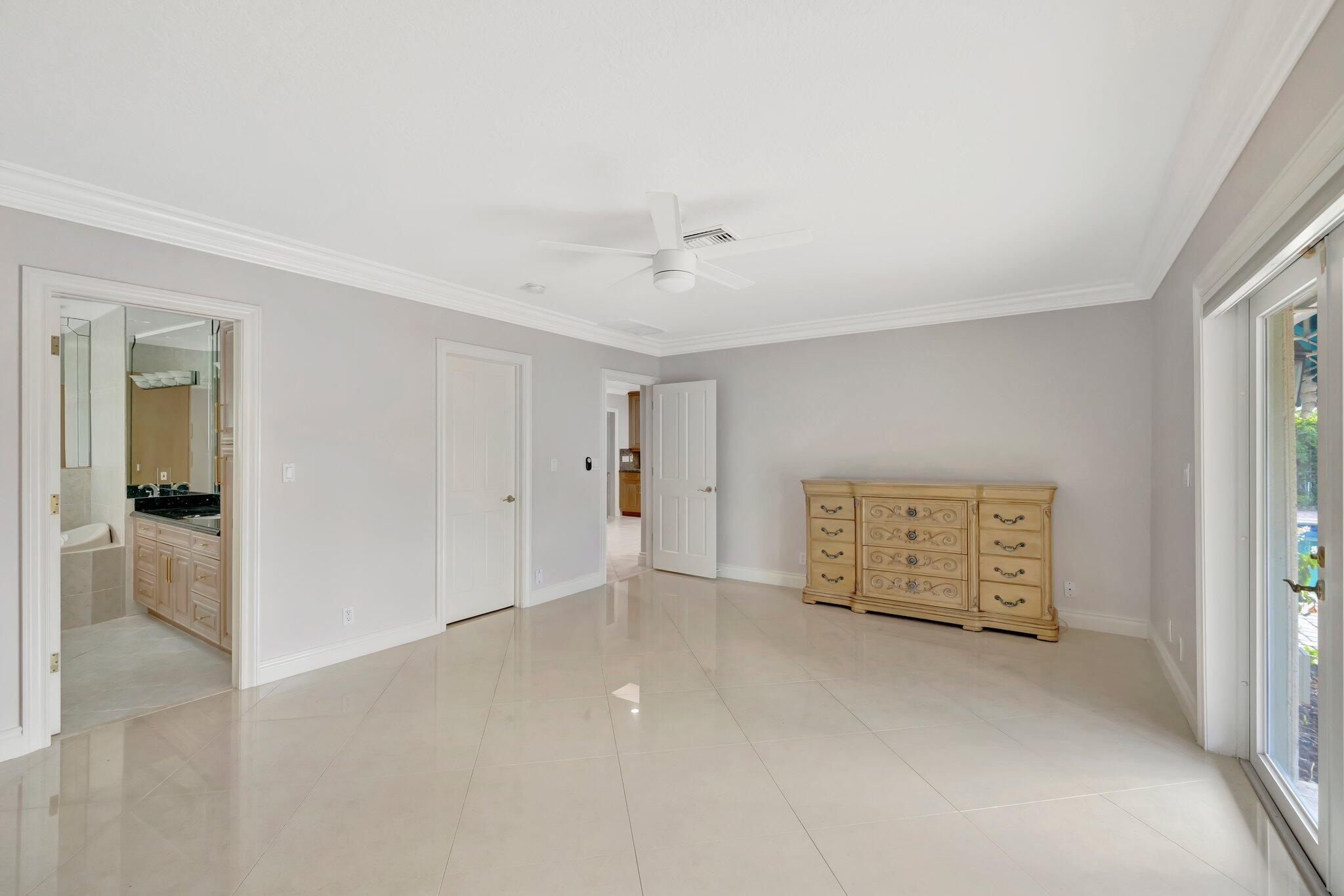 3851 NE 27th Lighthouse Point, FL 33064