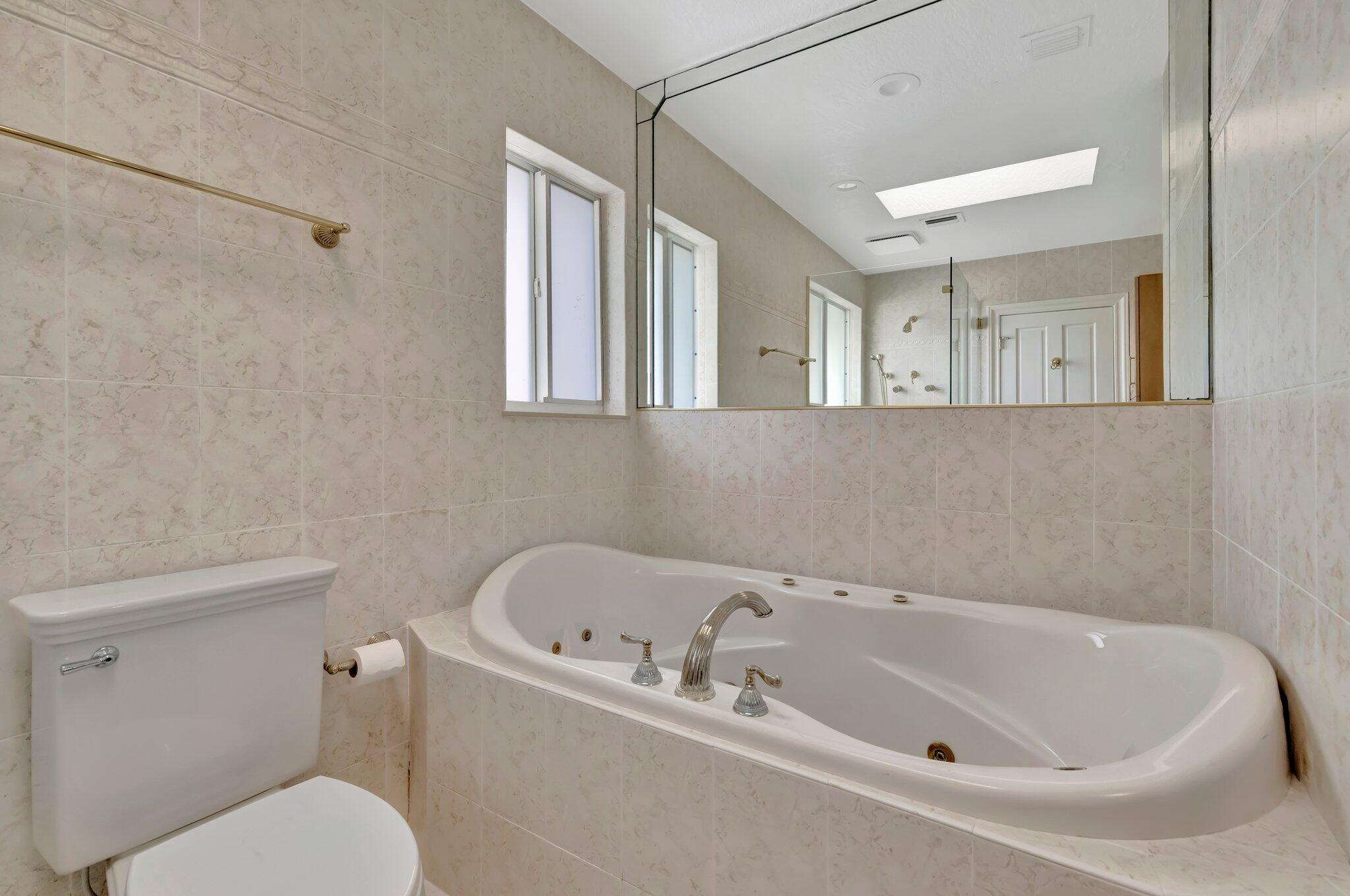 3851 NE 27th Lighthouse Point, FL 33064