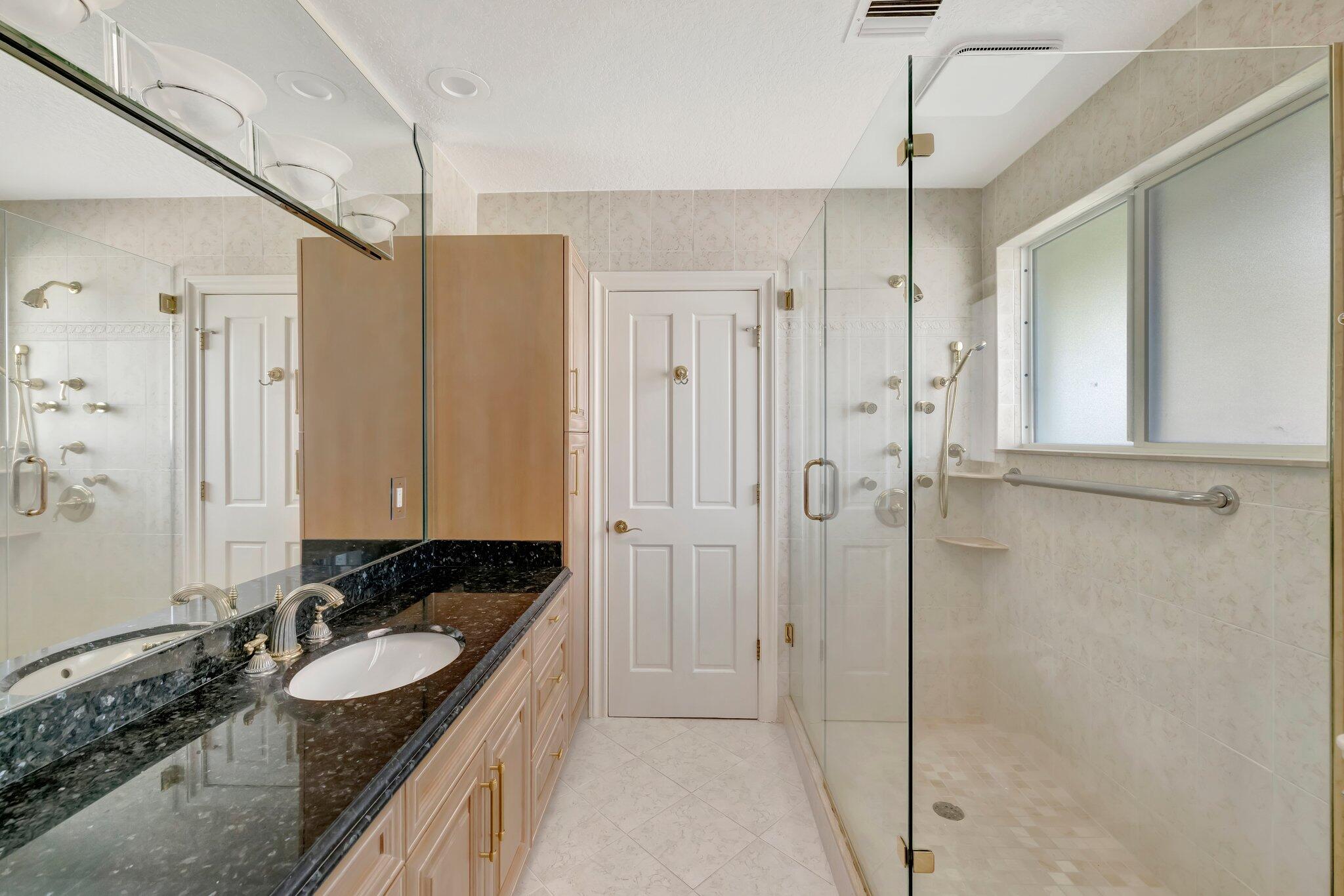 3851 NE 27th Lighthouse Point, FL 33064