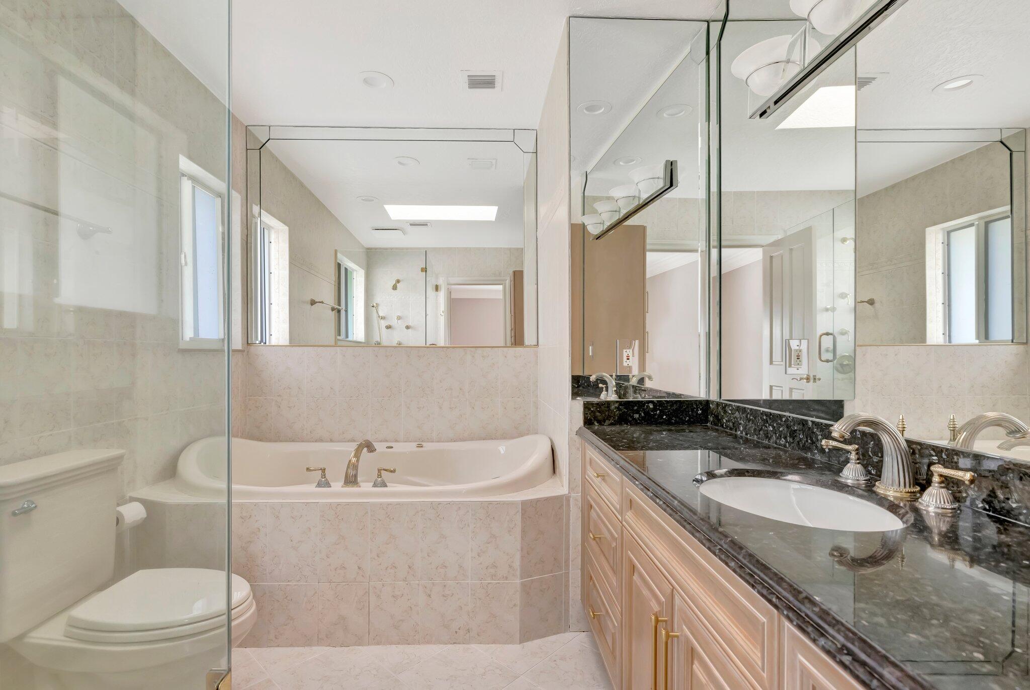 3851 NE 27th Lighthouse Point, FL 33064