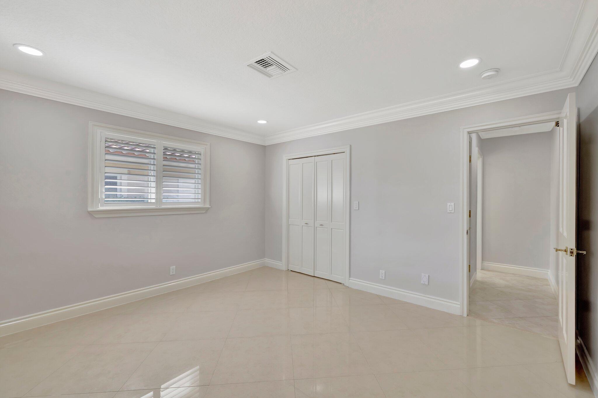 3851 NE 27th Lighthouse Point, FL 33064