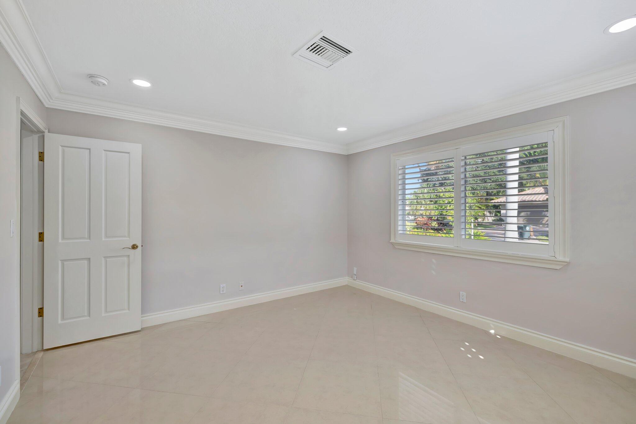 3851 NE 27th Lighthouse Point, FL 33064