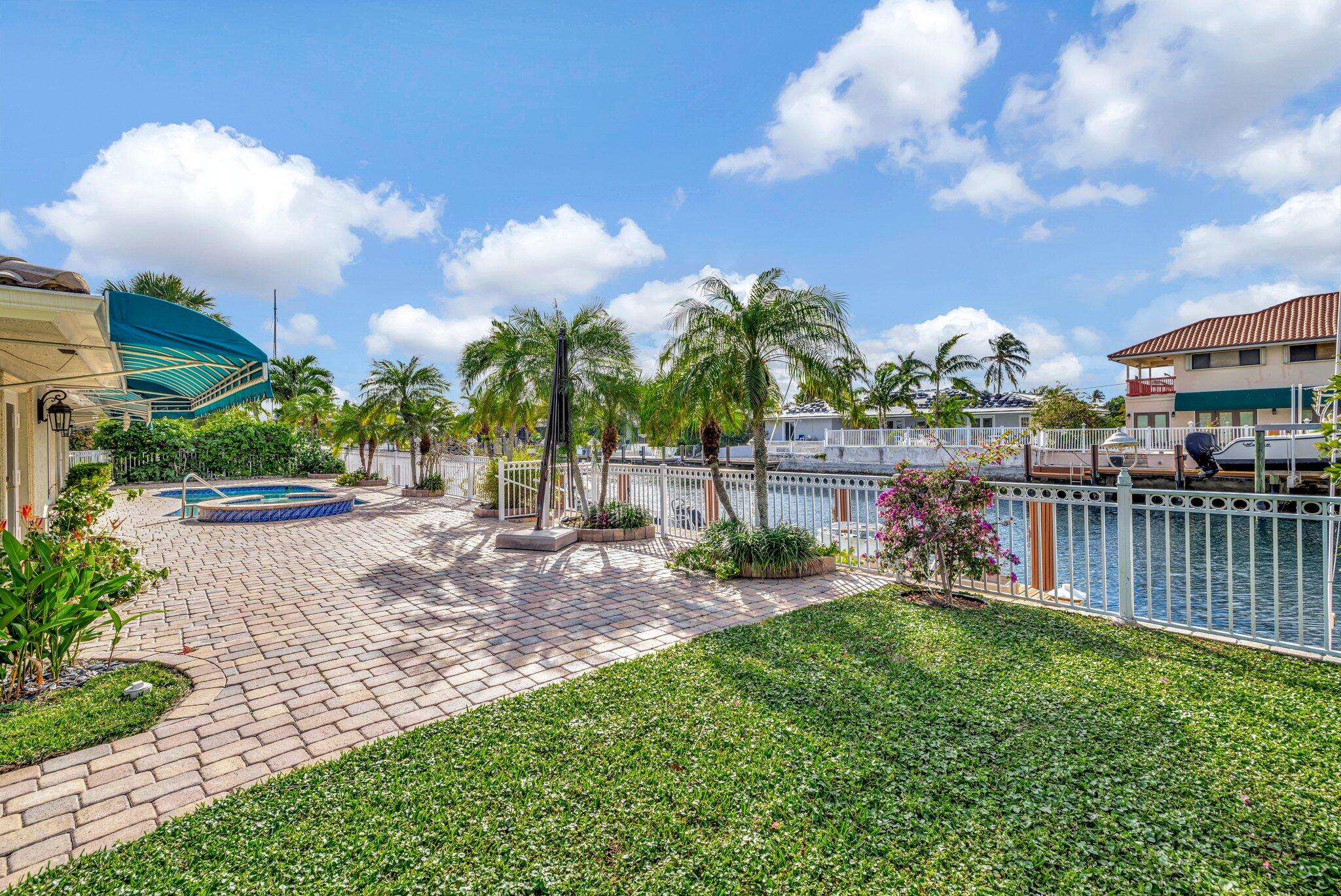 3851 NE 27th Lighthouse Point, FL 33064