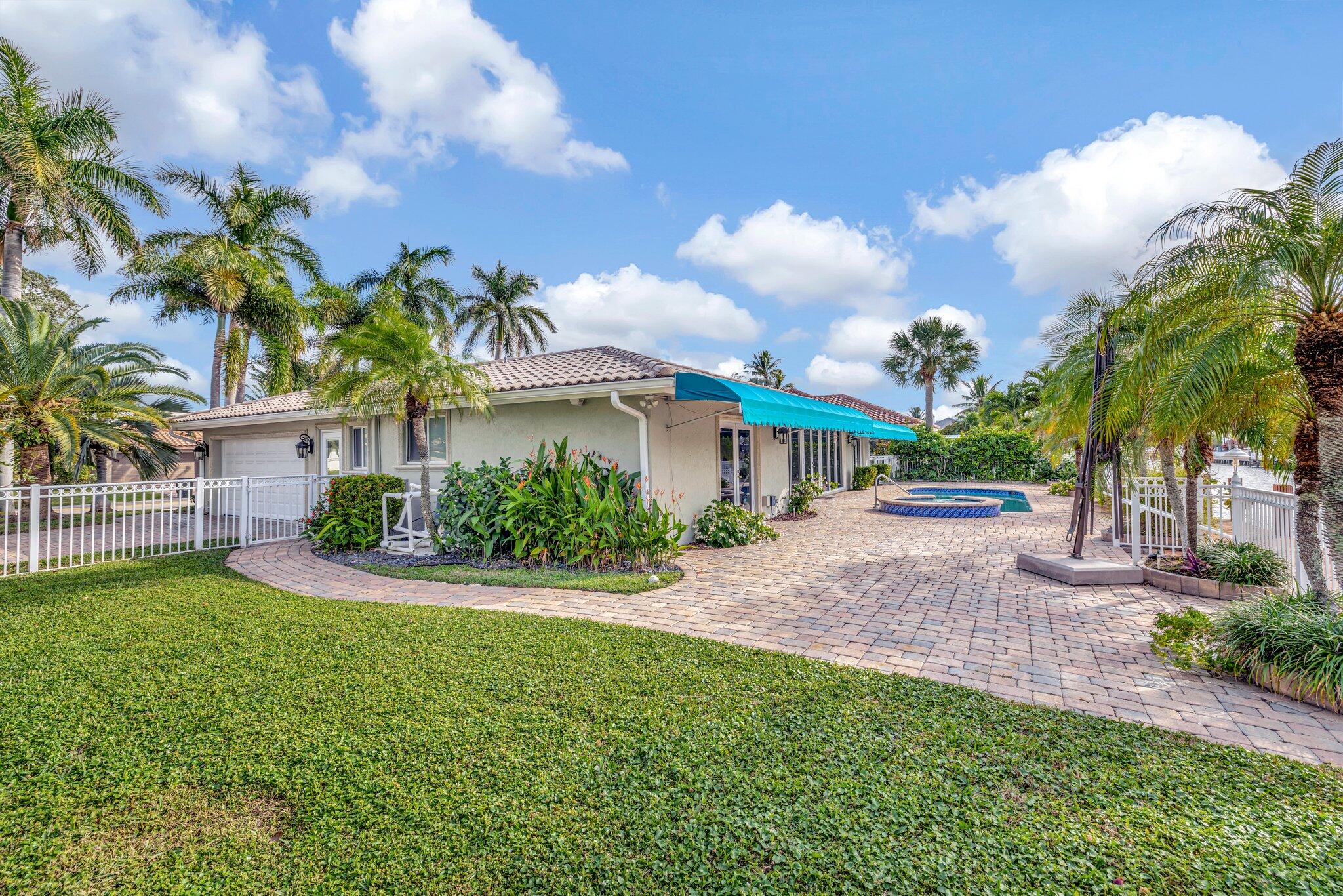 3851 NE 27th Lighthouse Point, FL 33064