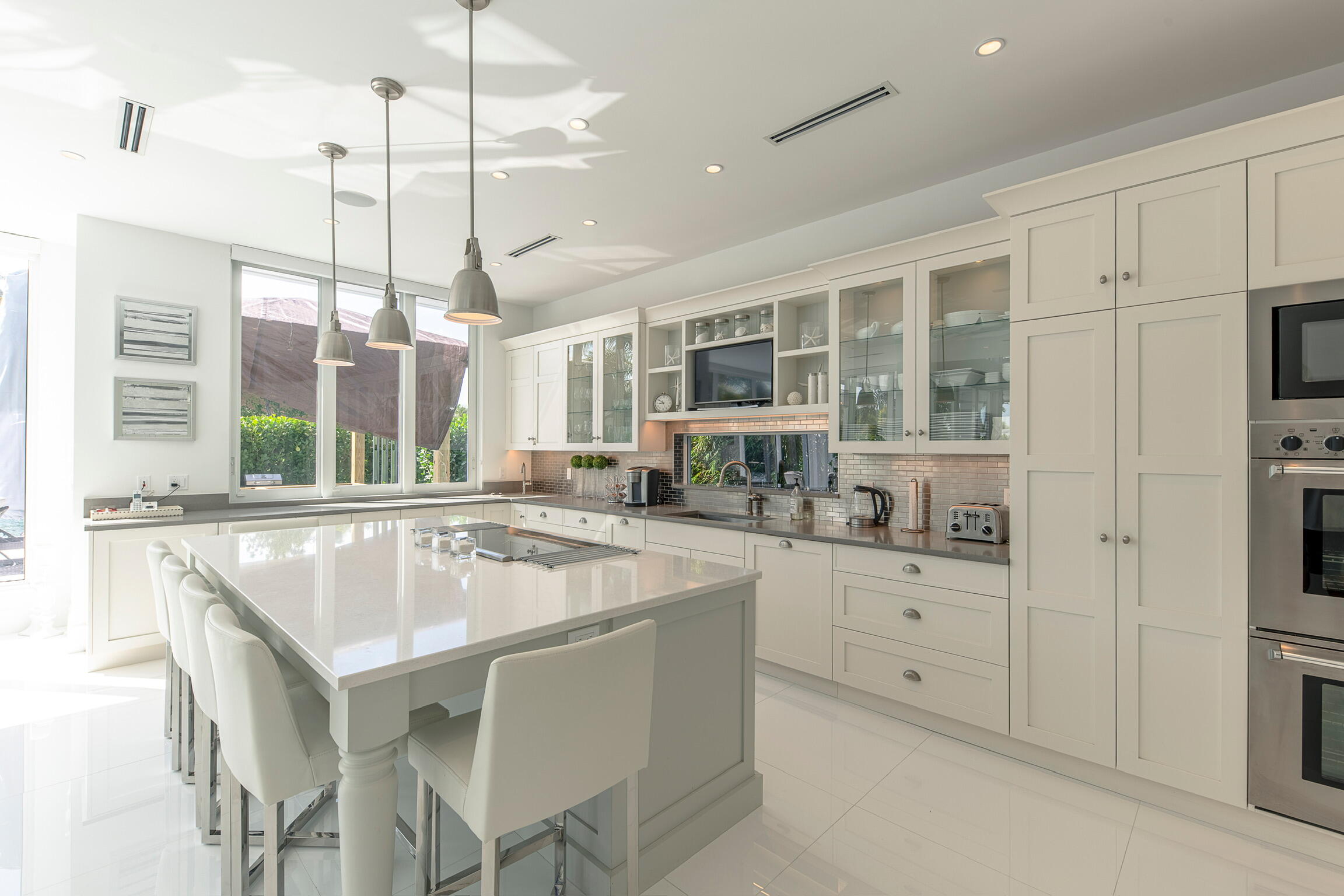 701 Flamingo Fort Lauderdale, FL 33301