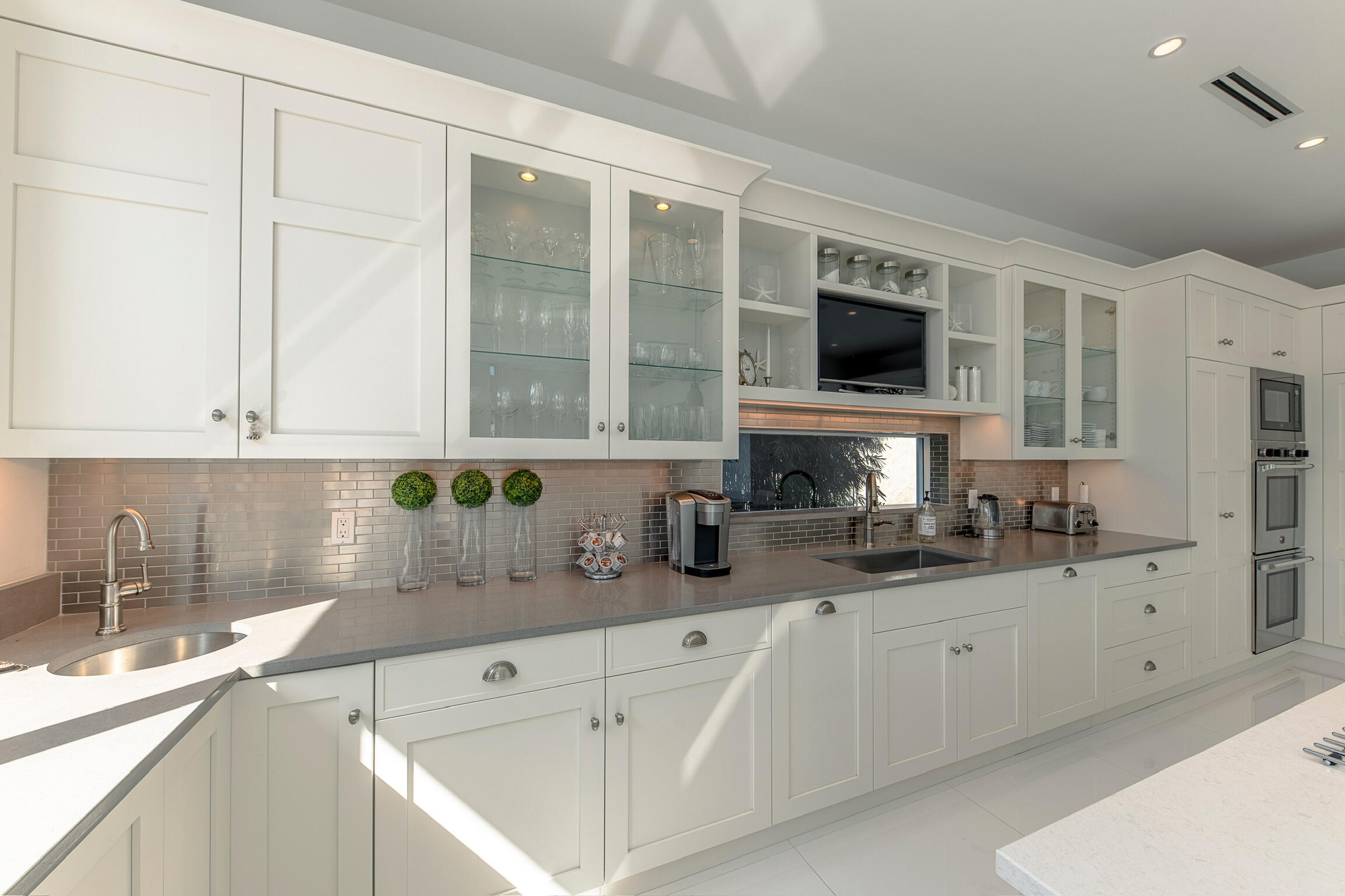 701 Flamingo Fort Lauderdale, FL 33301