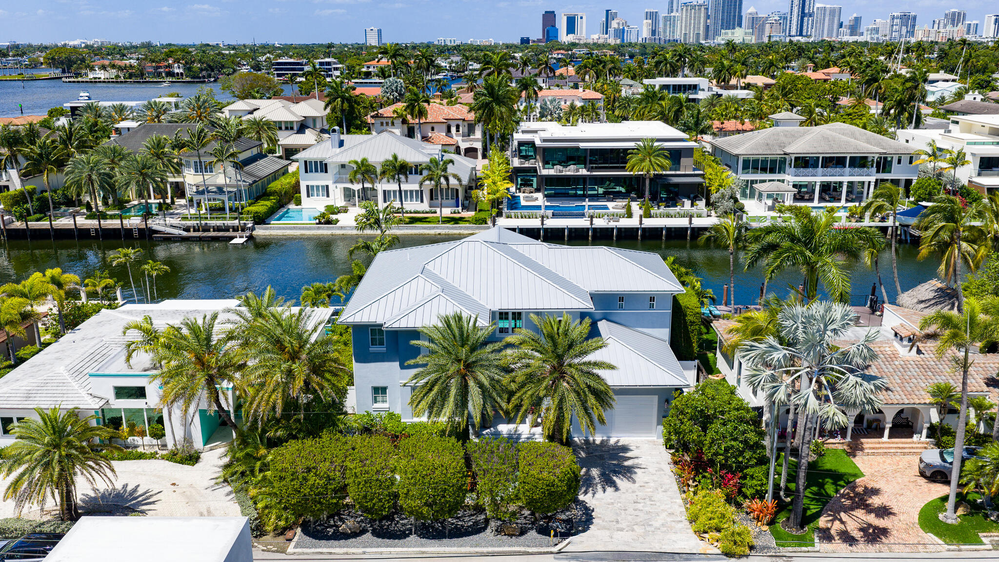 701 Flamingo Fort Lauderdale, FL 33301