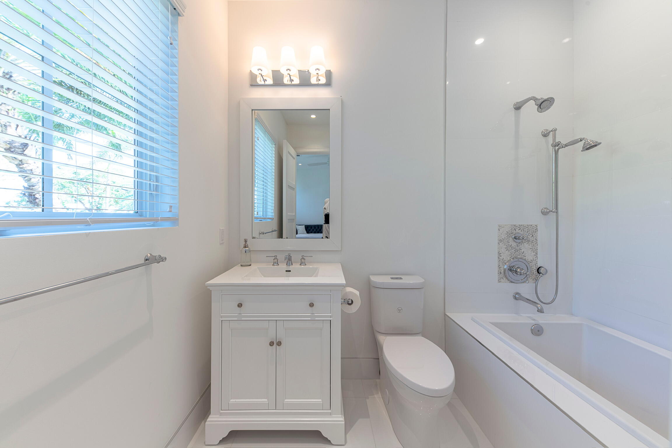 701 Flamingo Fort Lauderdale, FL 33301