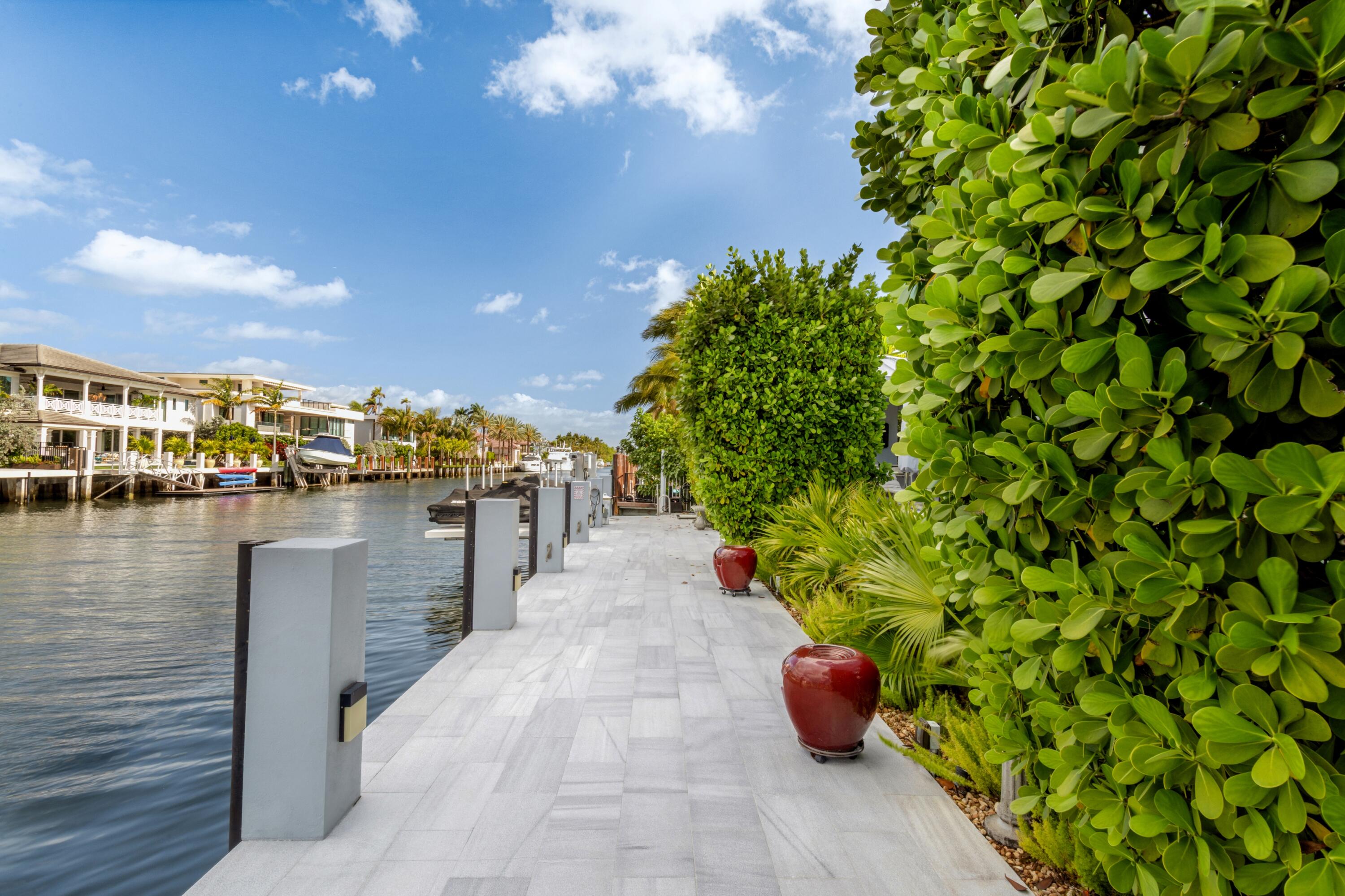 701 Flamingo Fort Lauderdale, FL 33301