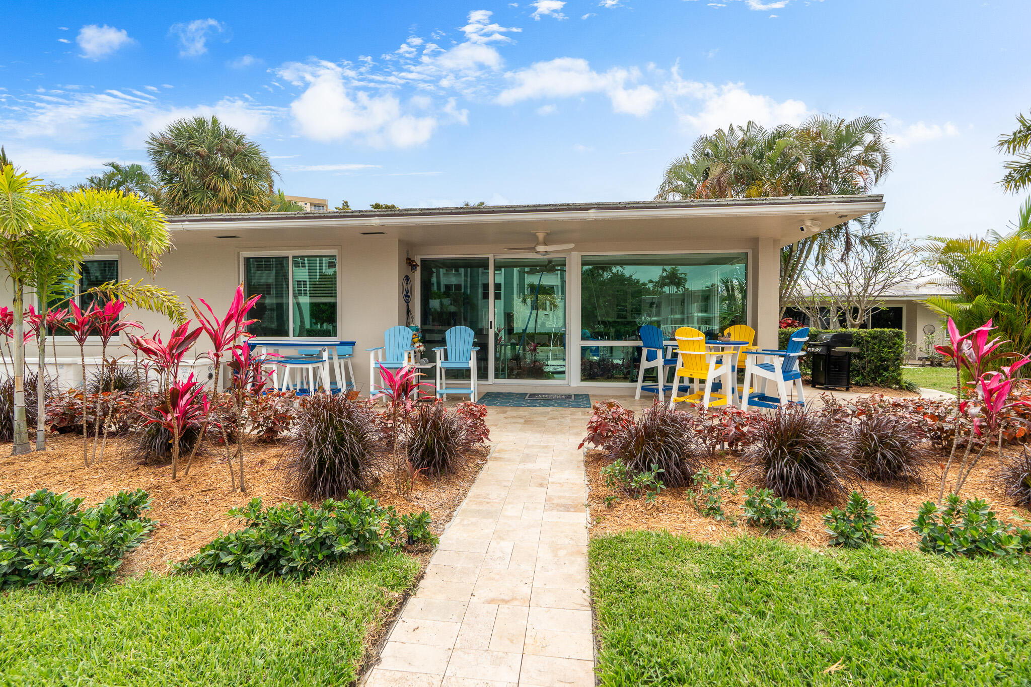 3211 SE 11th #3e Pompano Beach, FL 33062