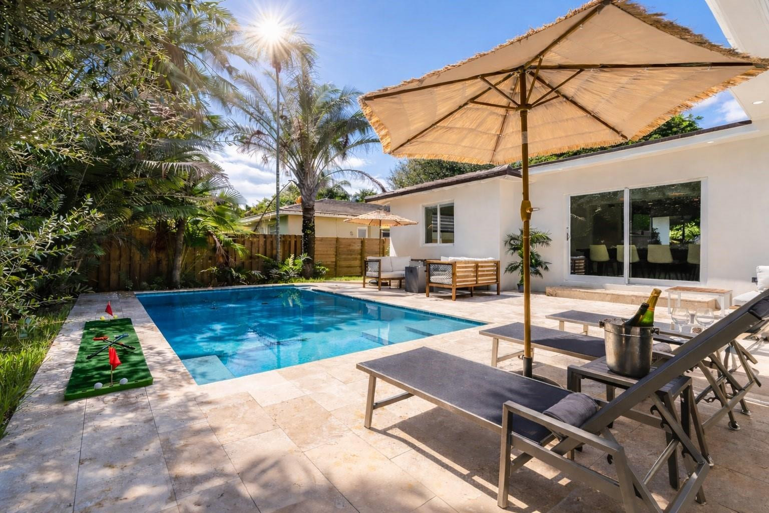 616 NE 16th Fort Lauderdale, FL 33304