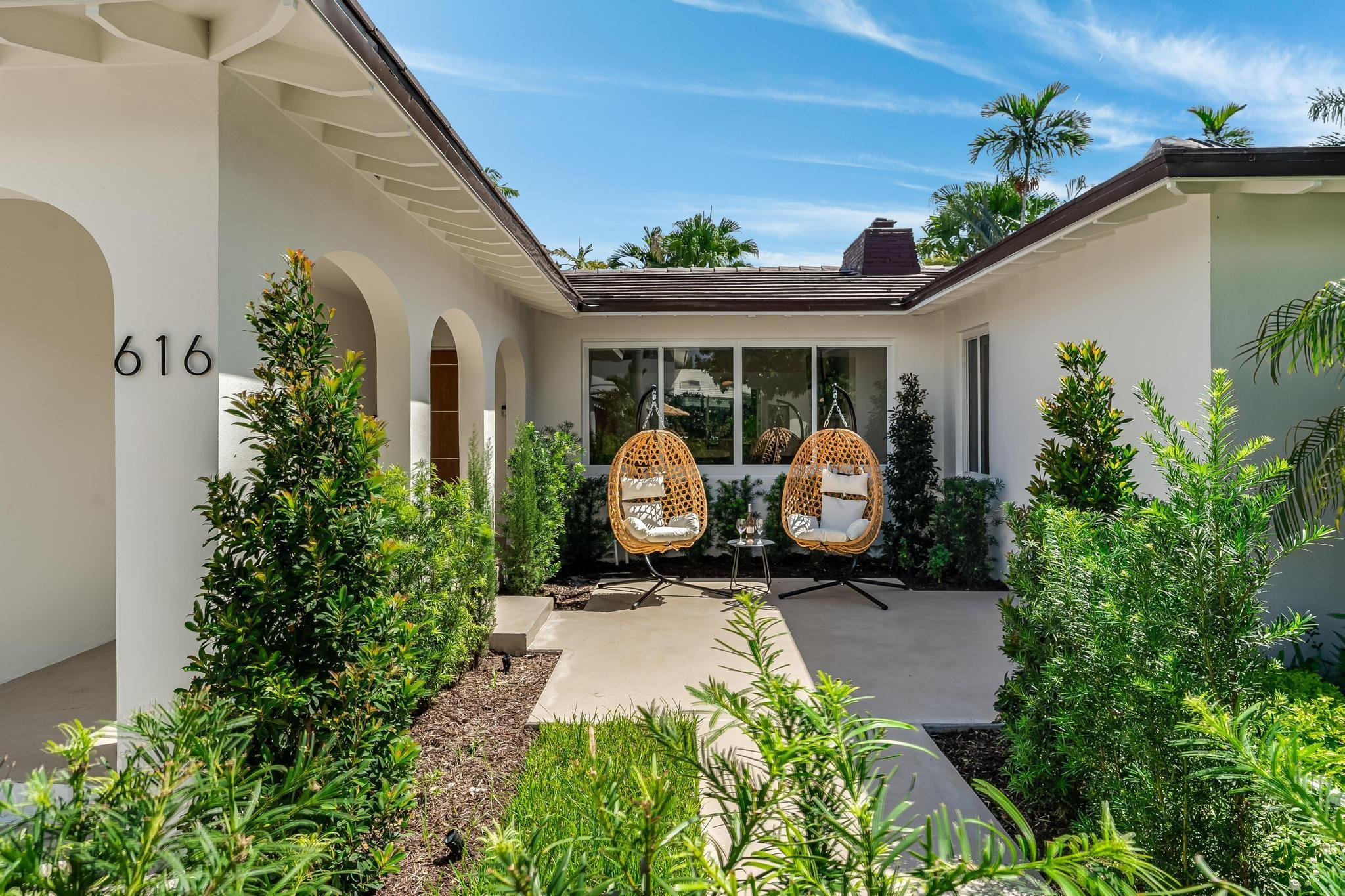 616 NE 16th Fort Lauderdale, FL 33304