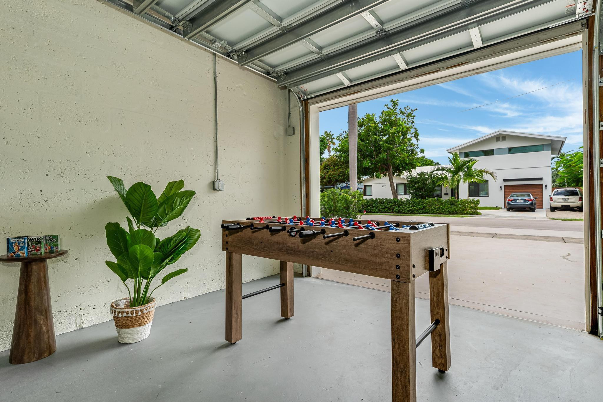 616 NE 16th Fort Lauderdale, FL 33304