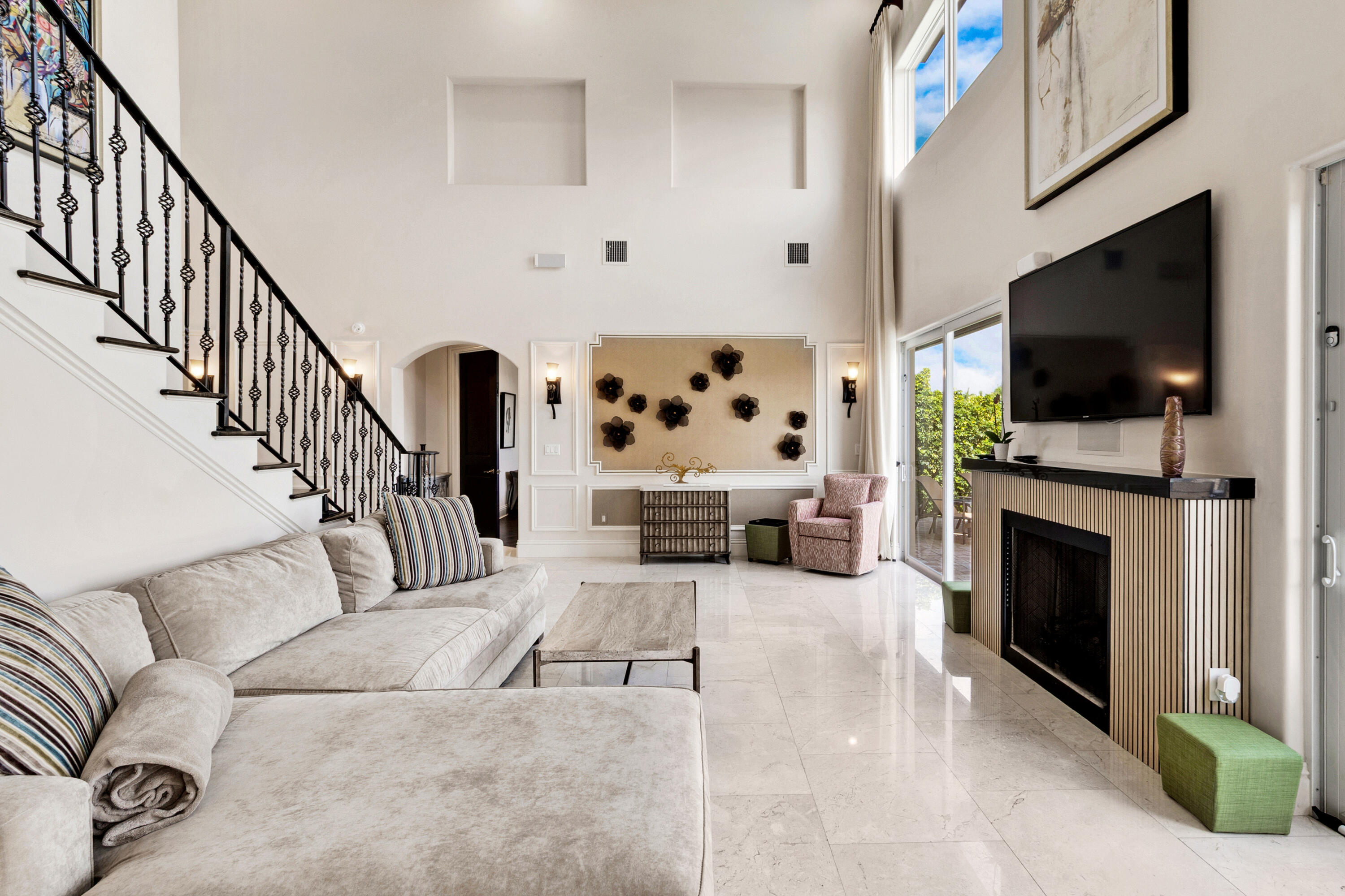 2461 SE 10th Pompano Beach, FL 33062